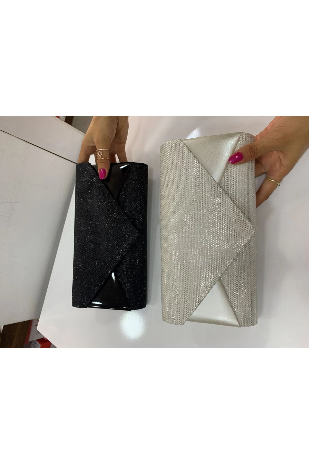 Simli ÜÇGEN ZARF BAYAN FÖRTFÖY