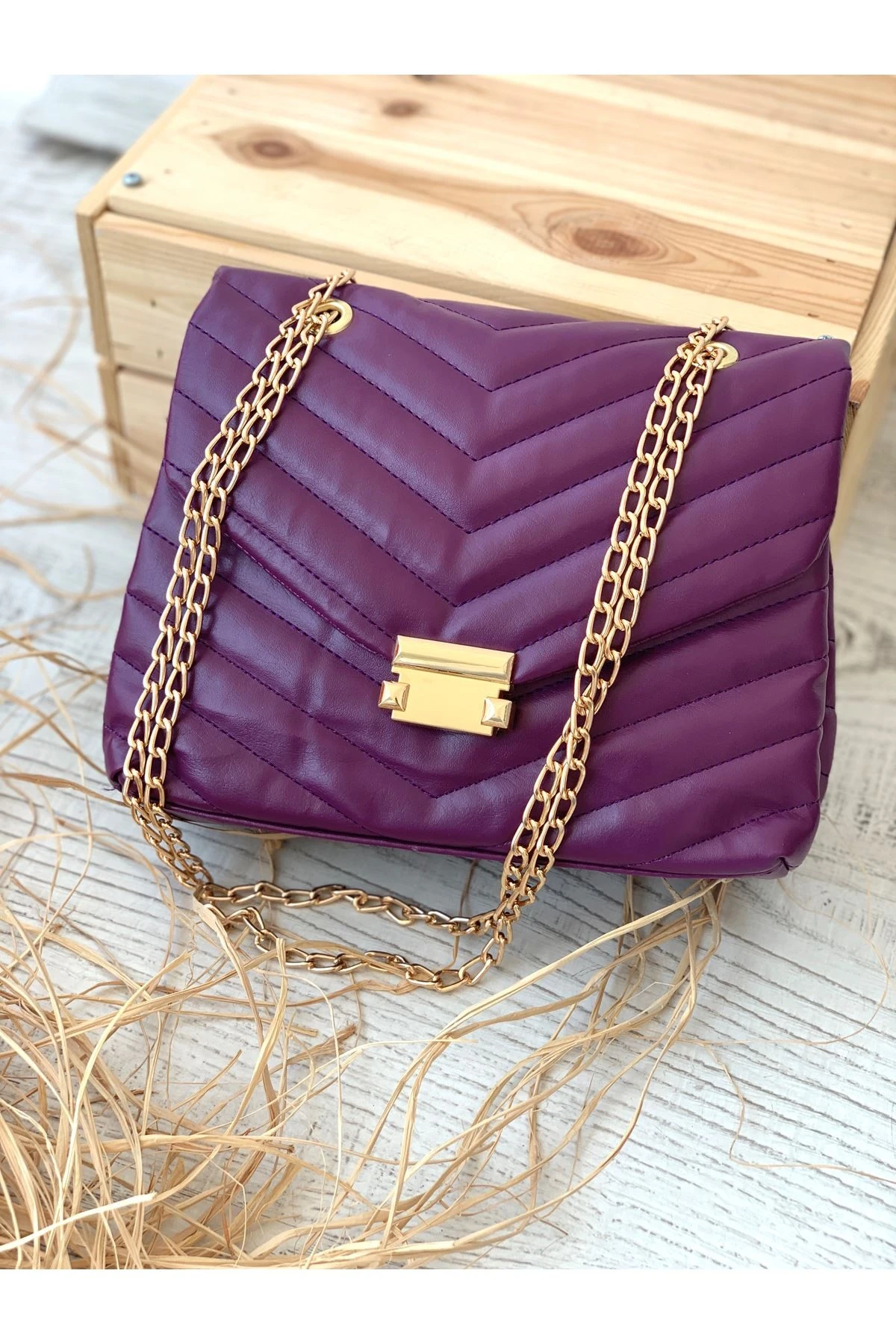 zincirli bayan çapraz çanta