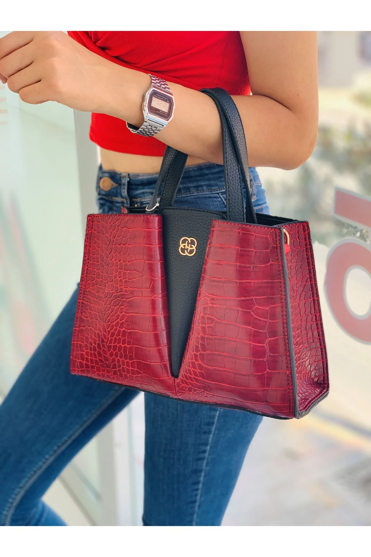 Piramit Bayan El Çantası