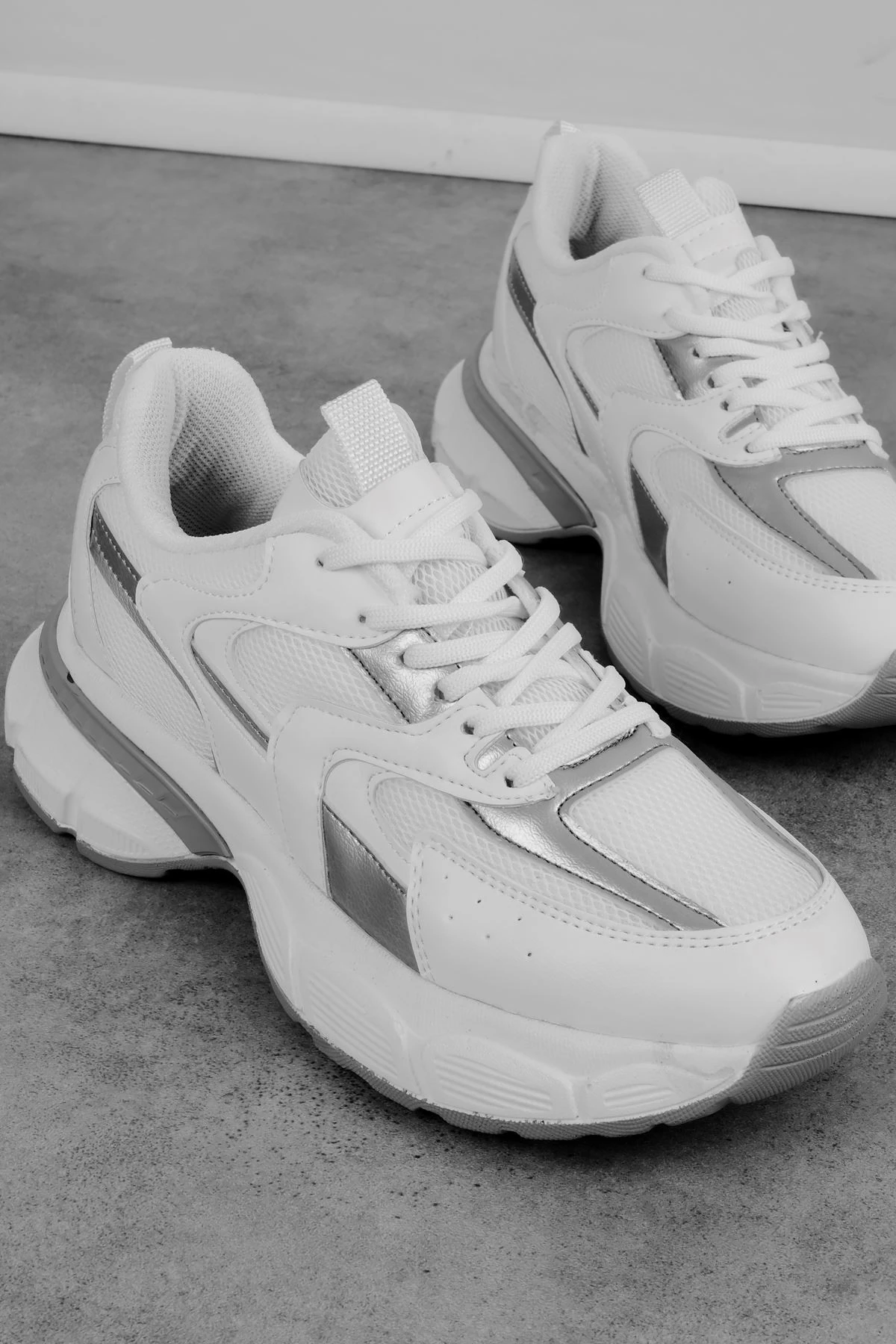 Jake Kadın Yüksek Taban Bağcıklı Spor Ayakkabı