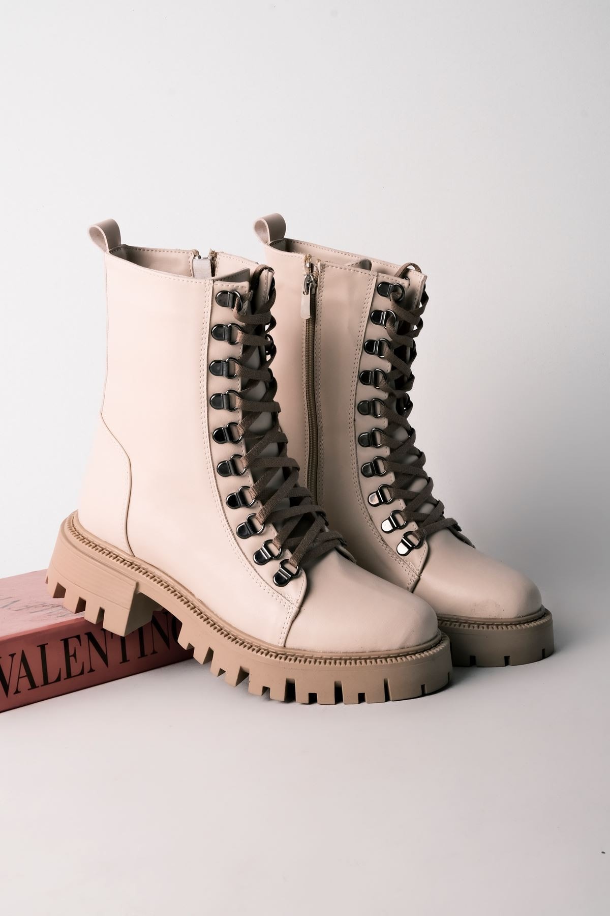 Modi Kadın Bağcık Detaylı Fermuarlı Postal 2913