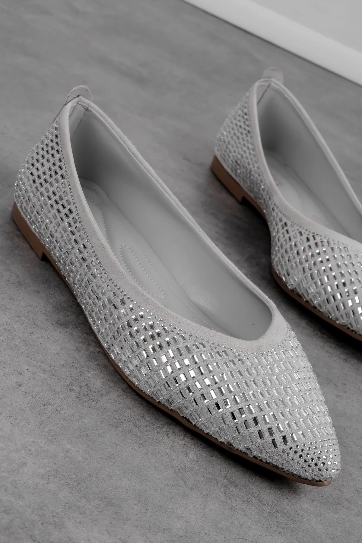 Combo Kadın Parlak Taş Detaylı Babet Ayakkabı