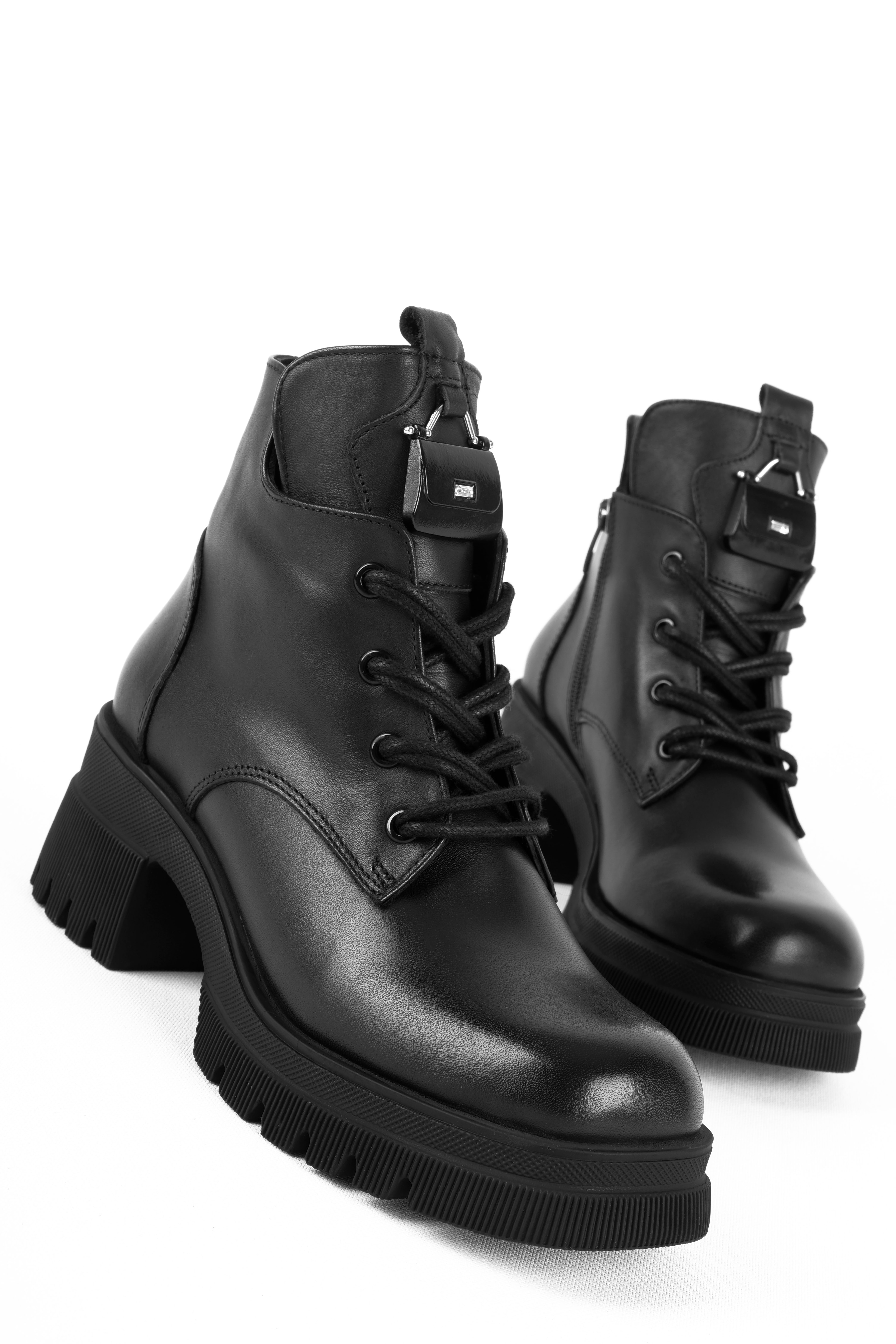 South Kadın Hakiki Deri Bağcıklı Çanta Toka Detaylı Topuklu Bot b4222 - SİYAH