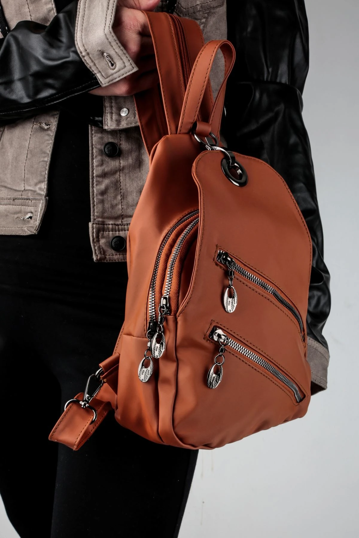 RAYNE KADIN ÇAPRAZ-SIRT ÇANTA