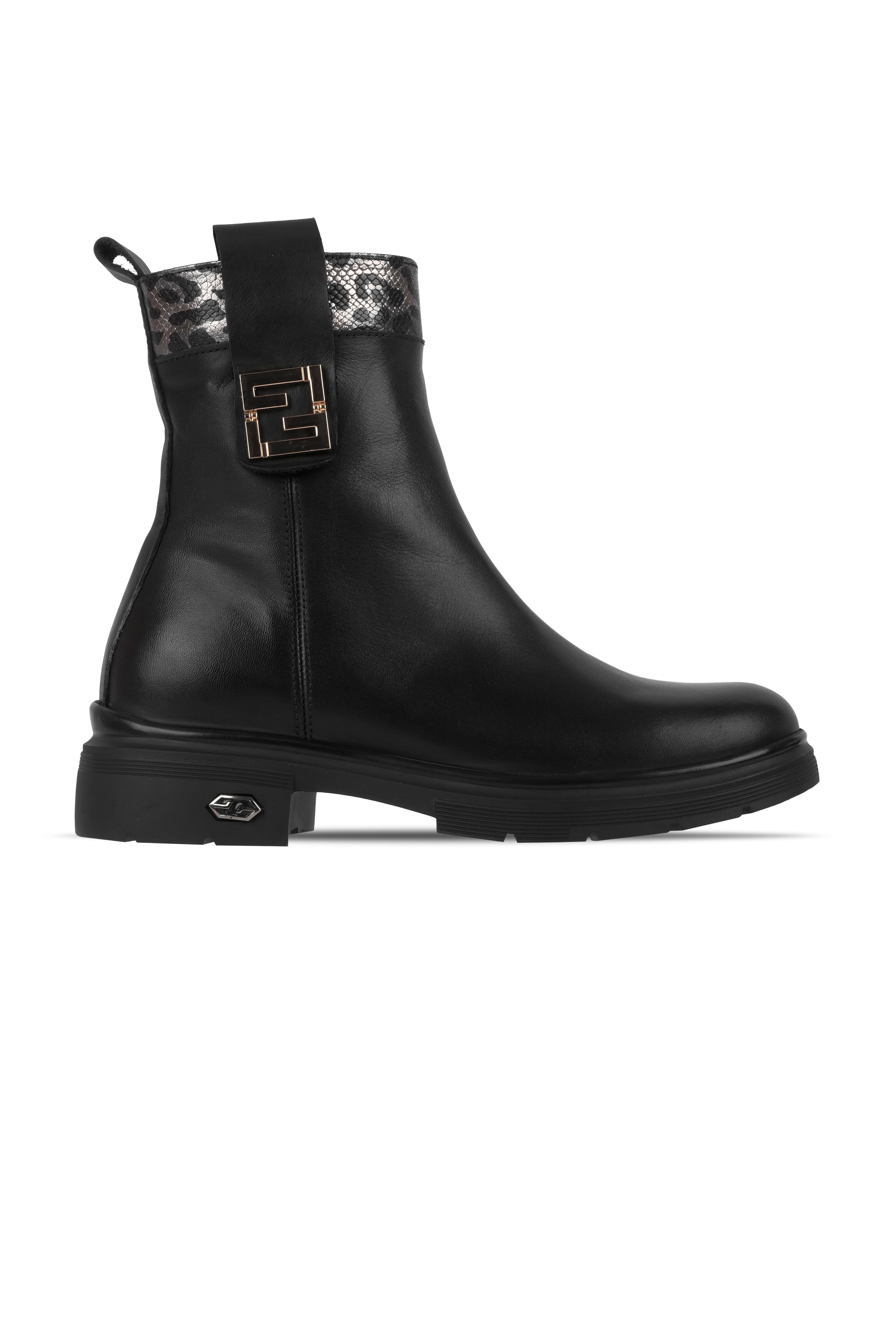 Risus Kadın Hakiki Deri Yanından Toka Detaylı Fermuarlı Bot(4201) - SİYAH