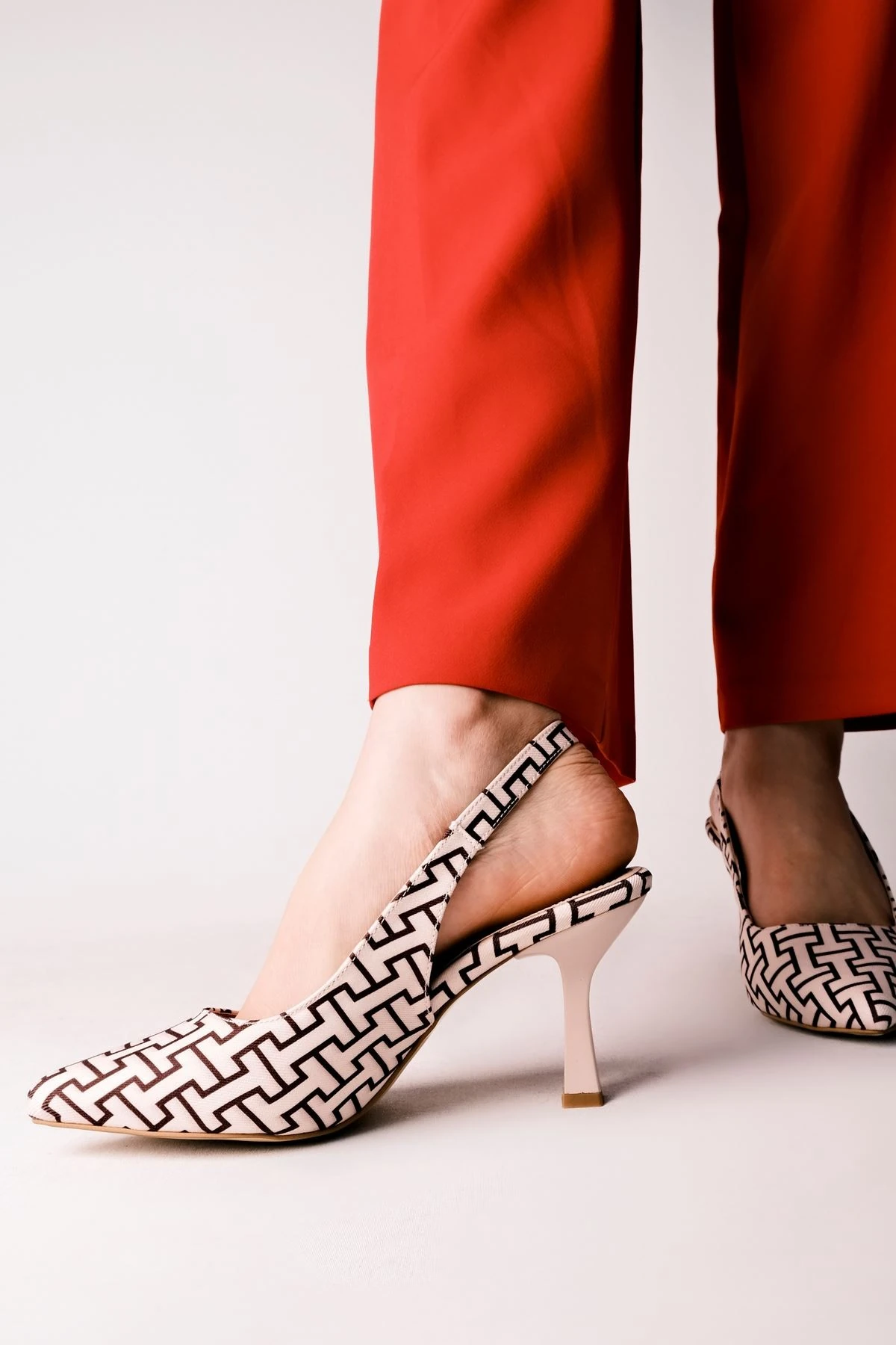 Davis Desenli Arkası Açık Kadın Topuklu Aykakkabı