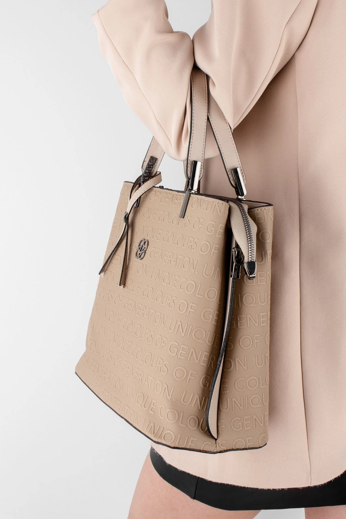 Kadın Omuz Çantası Yazılı Deri