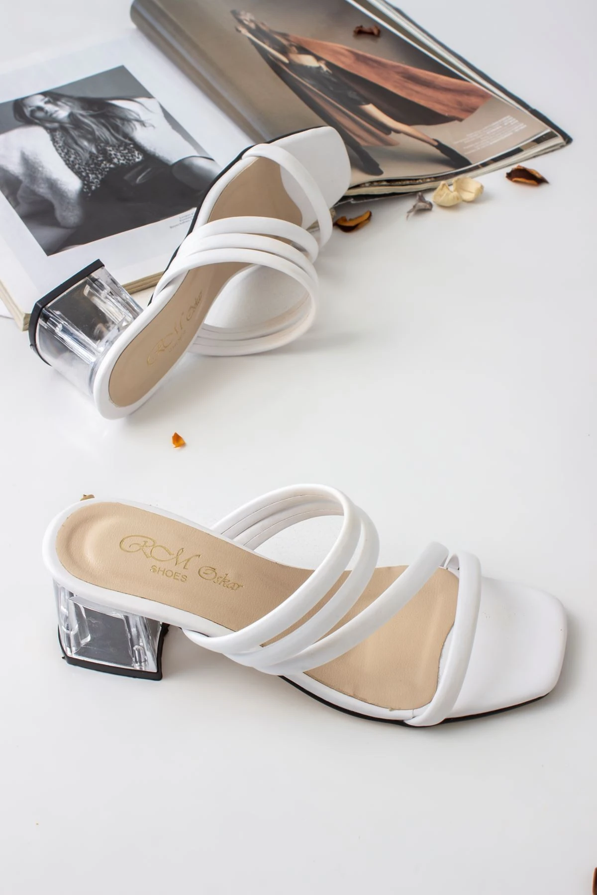 ŞEFFAF TOPUKLU BİYELİ TERLİK