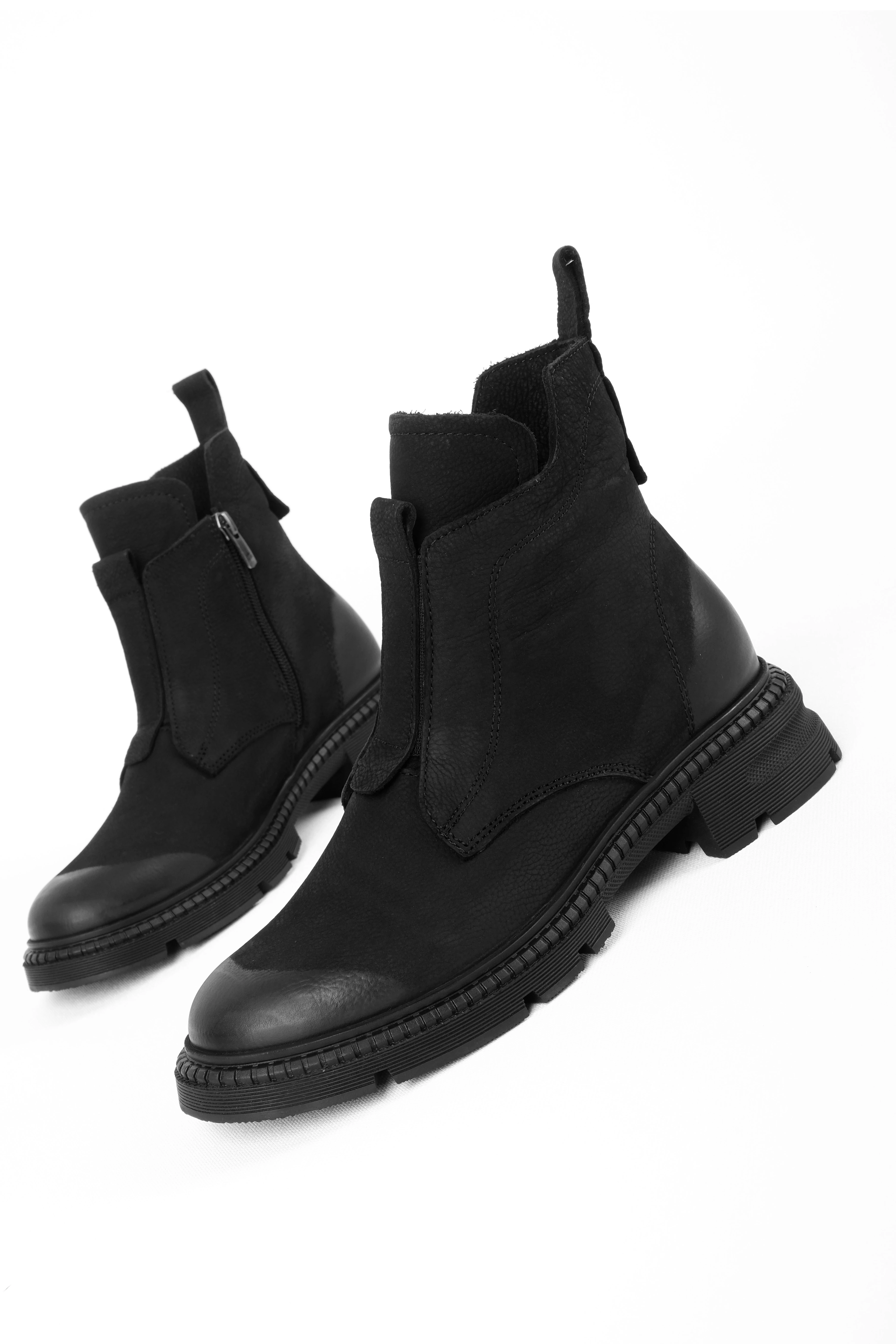 Marvelous Kadın Hakiki Deri Önünden Parça Detaylı Nubuk Fermuarlı Bot(4200) - SİYAH