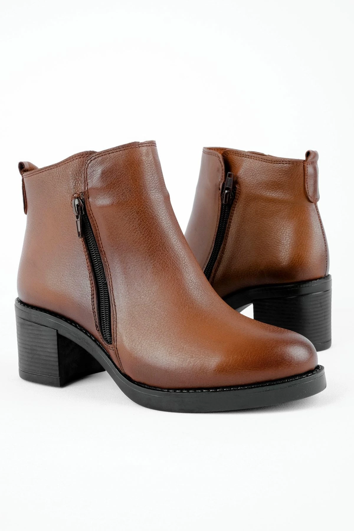 Holland Kadın Hakiki Deri Topuklu Bot İki Fermuarlı