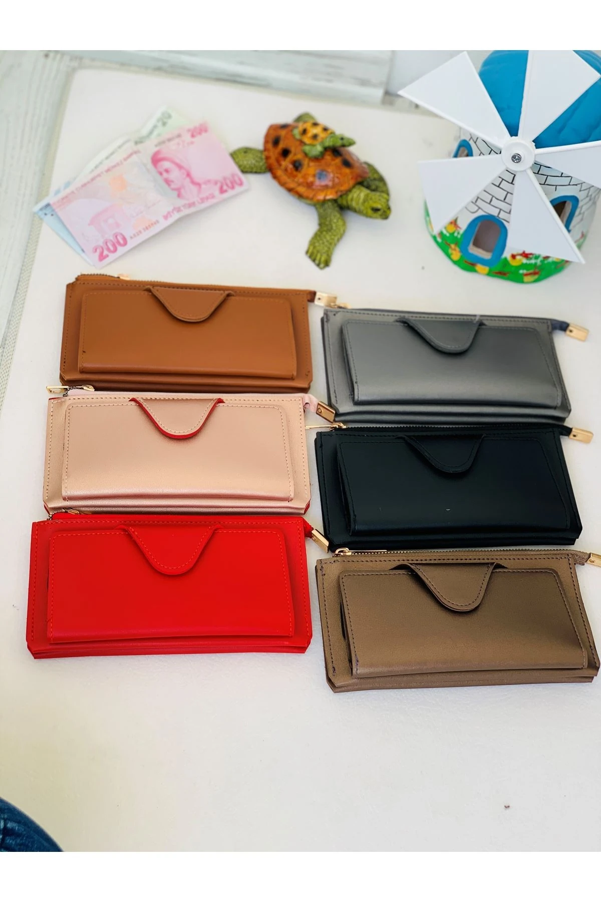 ÇİFT KAPAKLI FERMUARLI BAYAN CÜZDAN