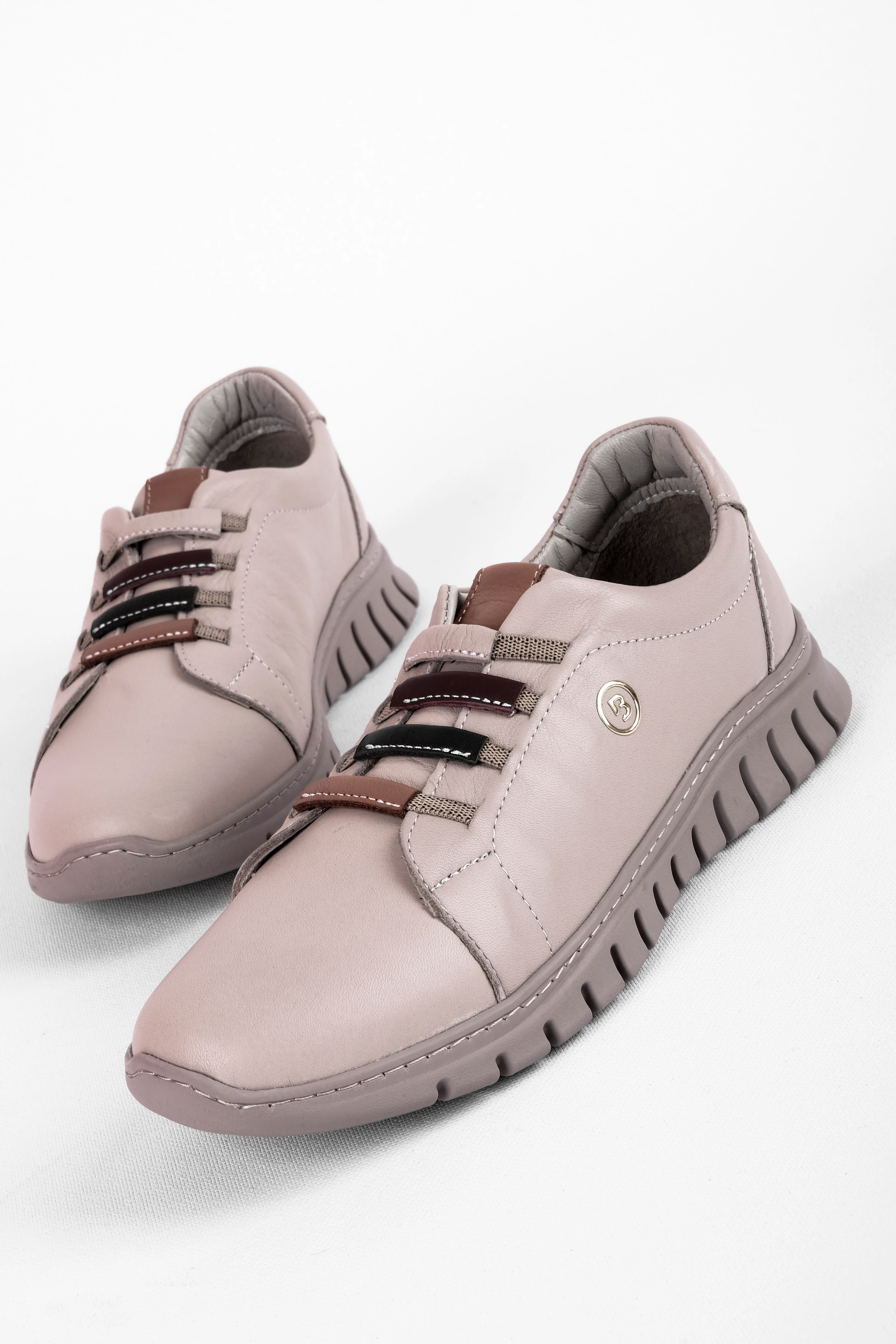 Conroy Kadın Hakiki Deri Renkli Lastik Bağcık Detaylı Günlük Ayakkabı (B4244)