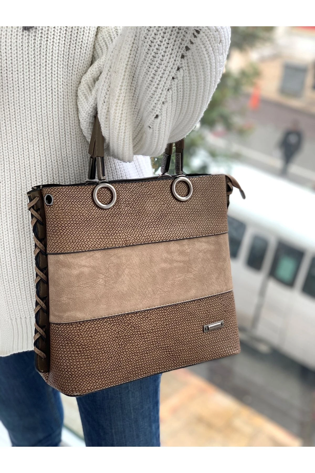 KENARLARI İPLİ BAYAN ÇANTA