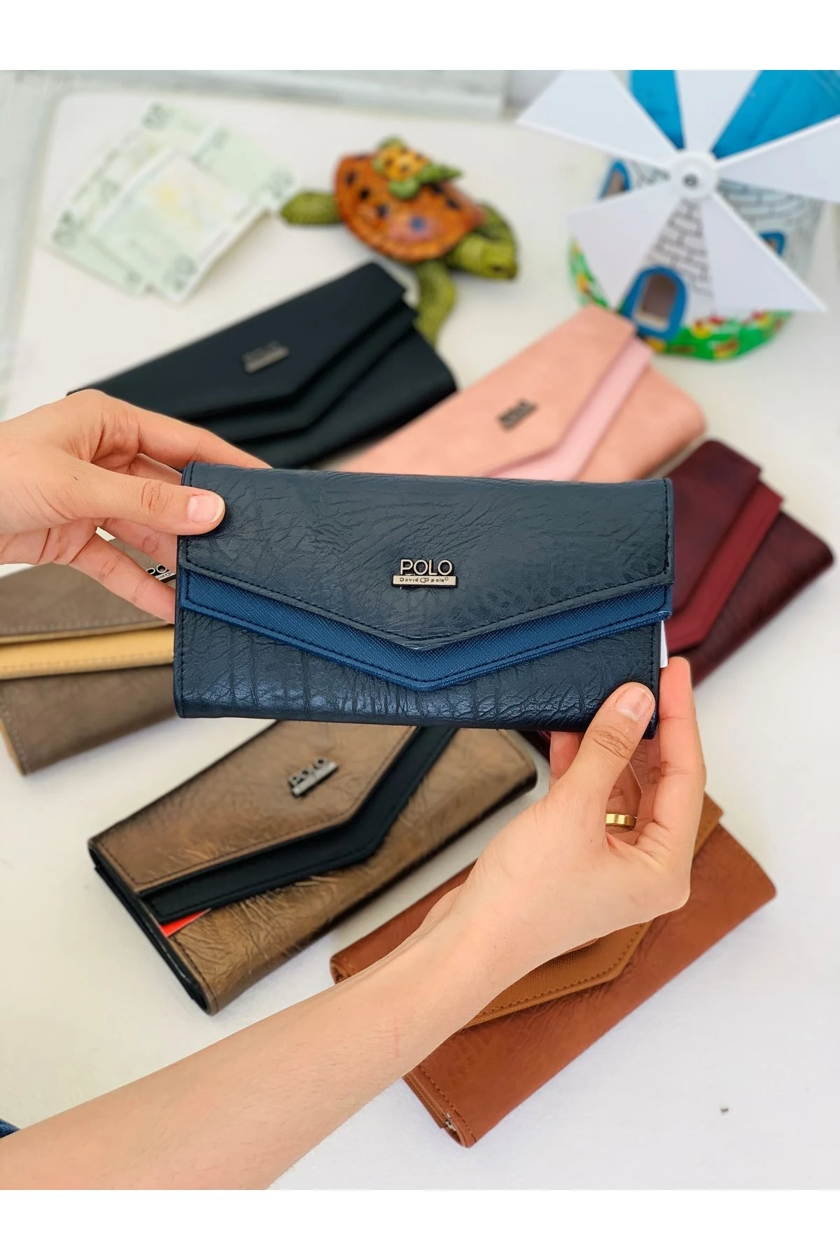 KAPAKLI BAYAN CÜZDAN