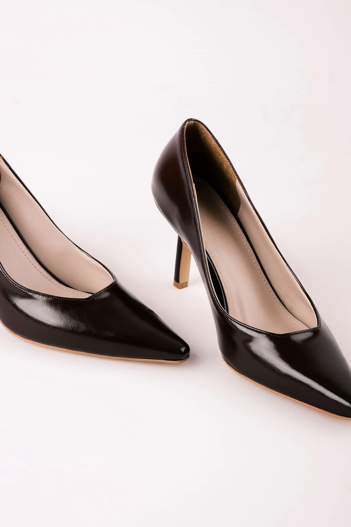 Sage Kadın Sivri Burunlu Topuklu Ayakkabı