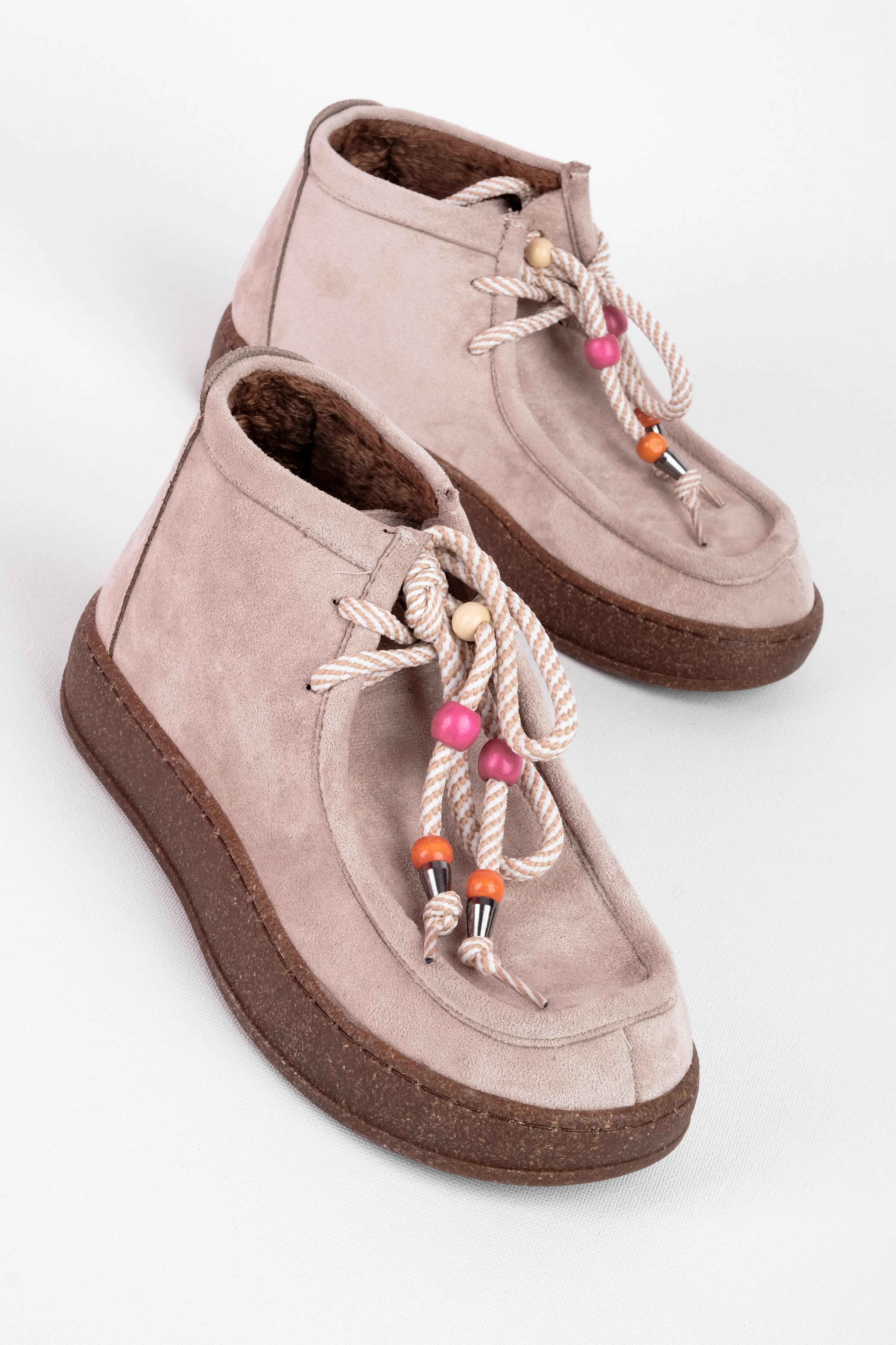 Merchant Kadın Renkli Boncuklu Bağcıklı Nubuk Loafer Ayakkabı 4300 - Krem