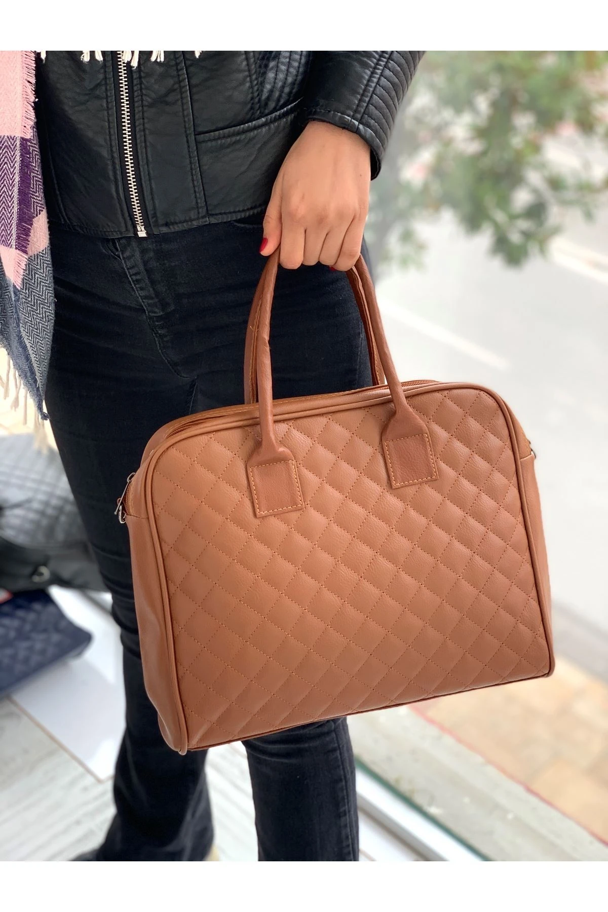 EVRAK ÇANTASI MODELİ BAYAN ÇANTA