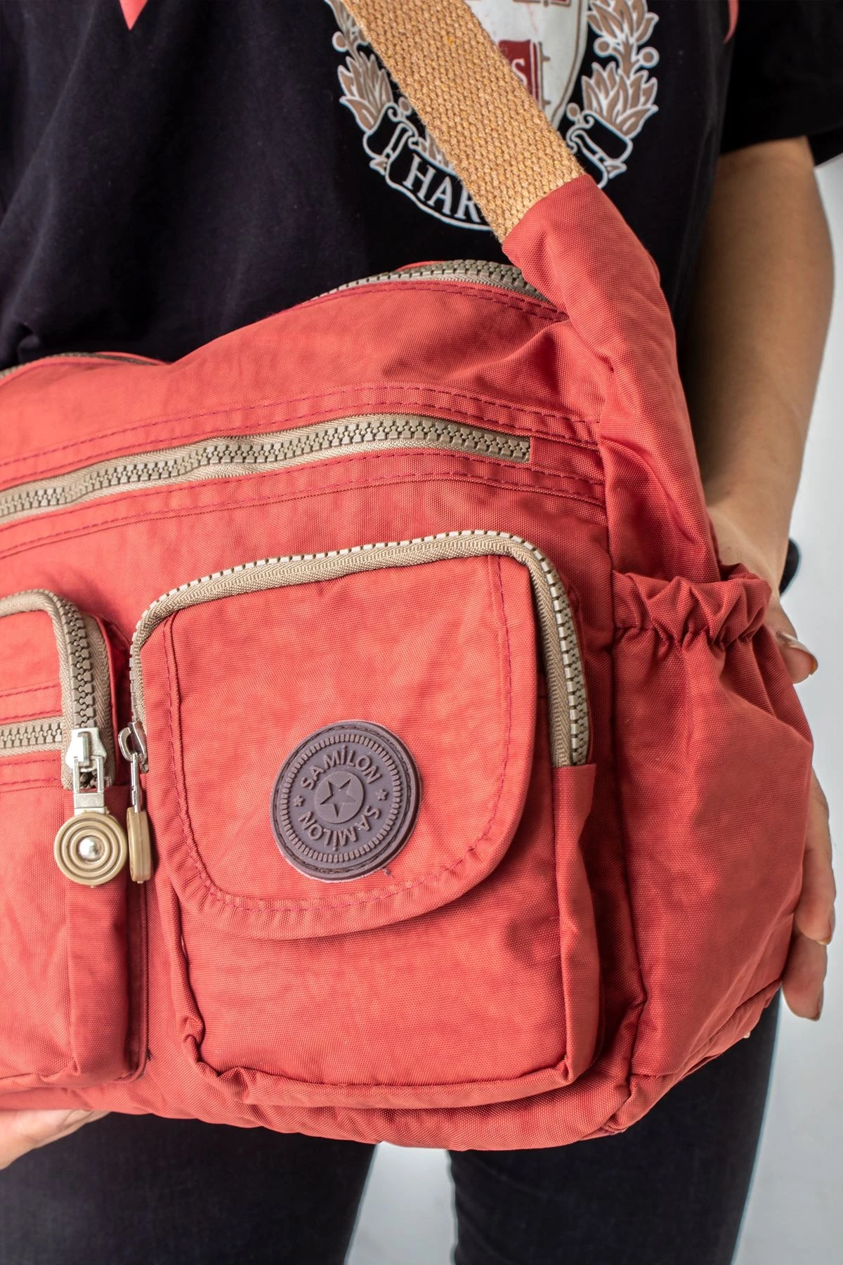 KADIN KRİNKIL OMUZ ÇANTASI