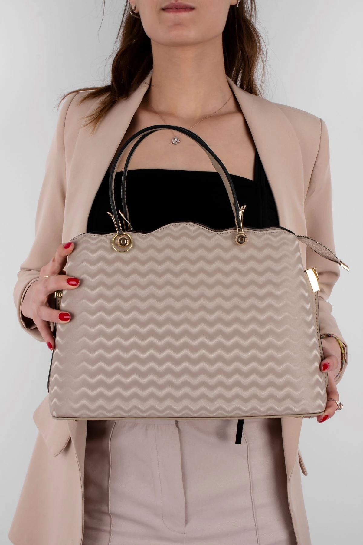 Kadın Çanta Sert Taban Dalgalı Desen