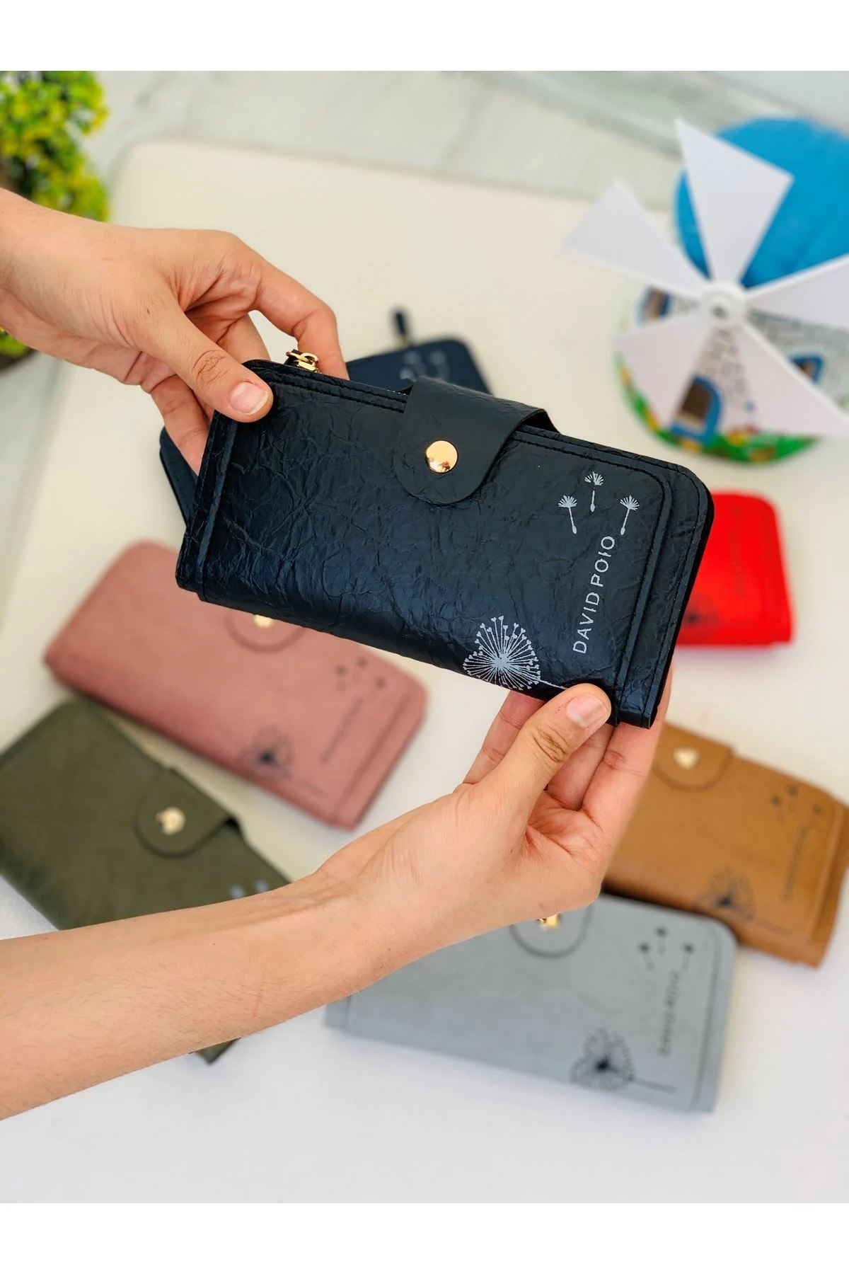 ÇİÇEK DESENLİ BAYAN CÜZDAN