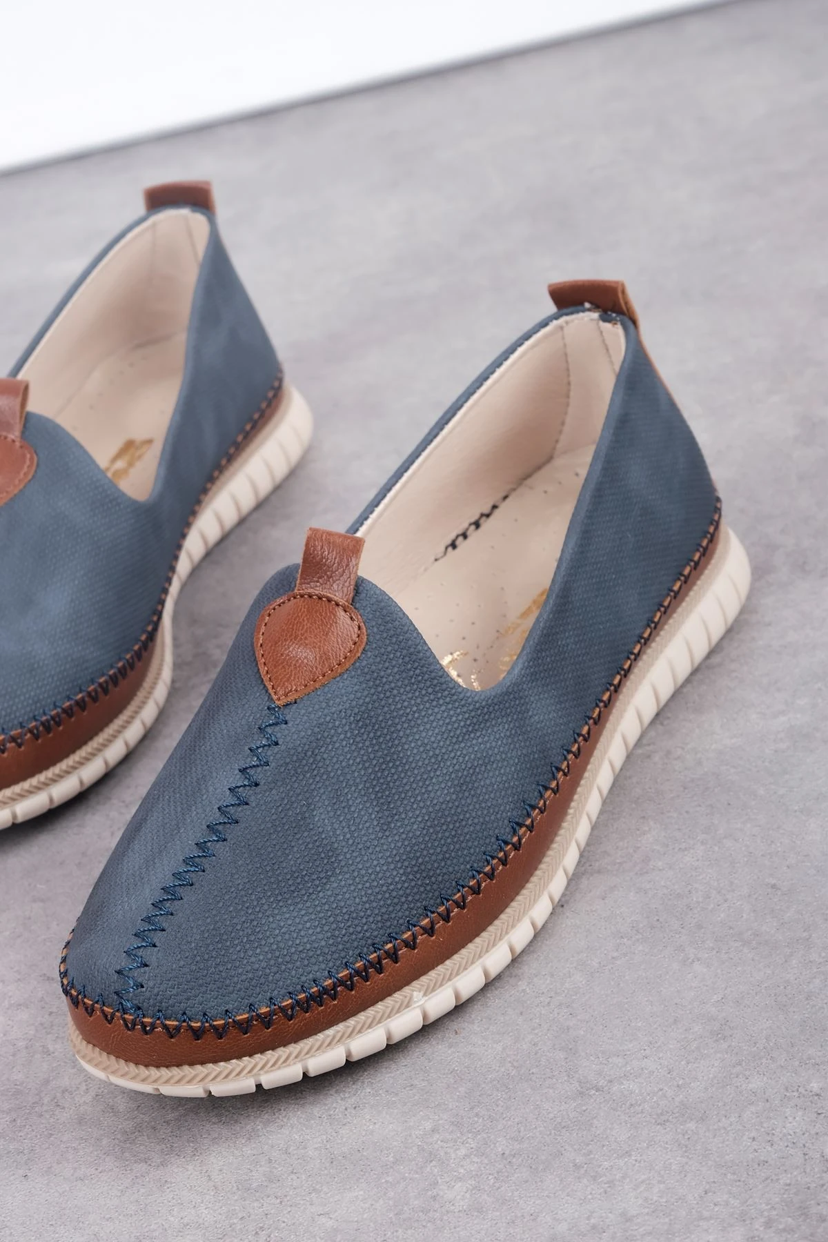 Upside Kadın Dikiş Detaylı Günlük Ayakkabı