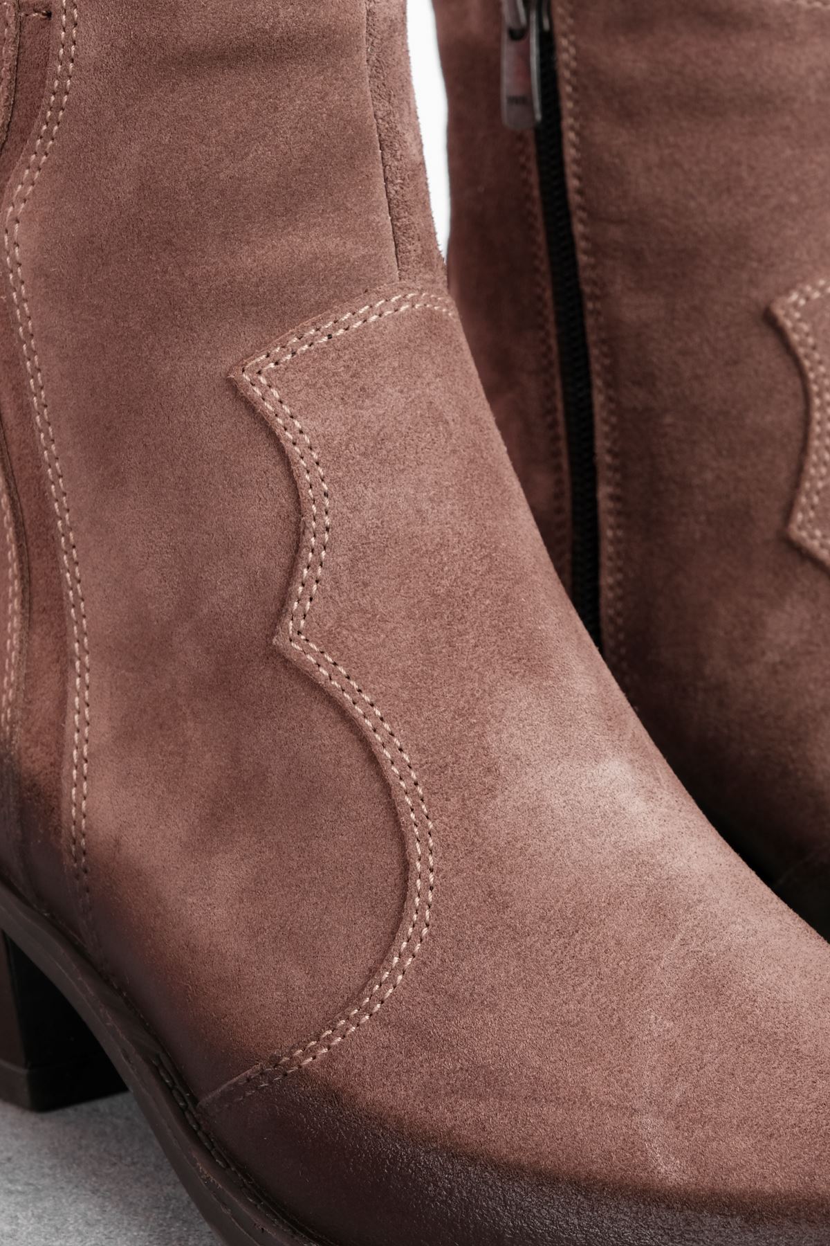 Catalina Kadın Hakiki Deri Dikiş Detaylı Kovboy Bot b4152 - K.VİZYON