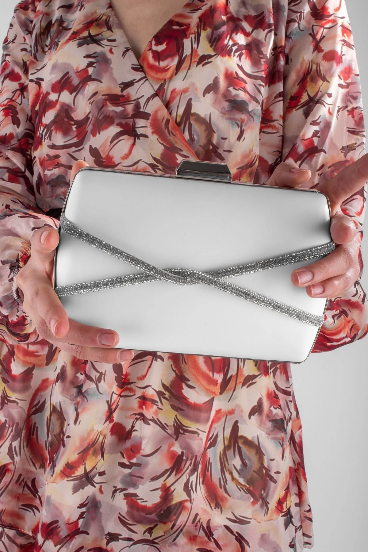 ABİYE KADIN PORTFÖY ÇANTA ÇAPRAZ TAŞLI