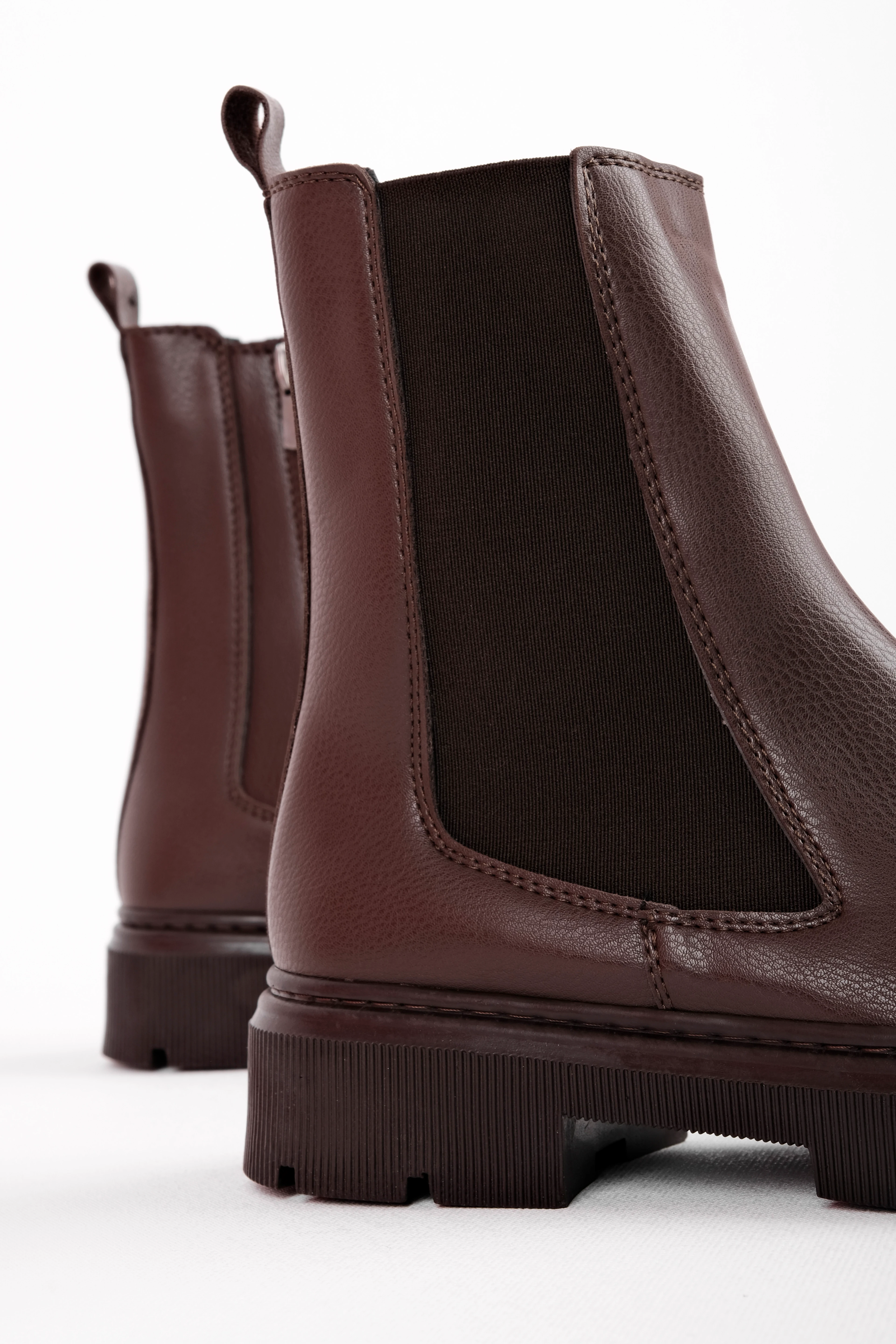 Assign Kadın Lastik Detaylı Fermuarlı Kalın Tabanlı Bot 4276 - KAHVERENGİ