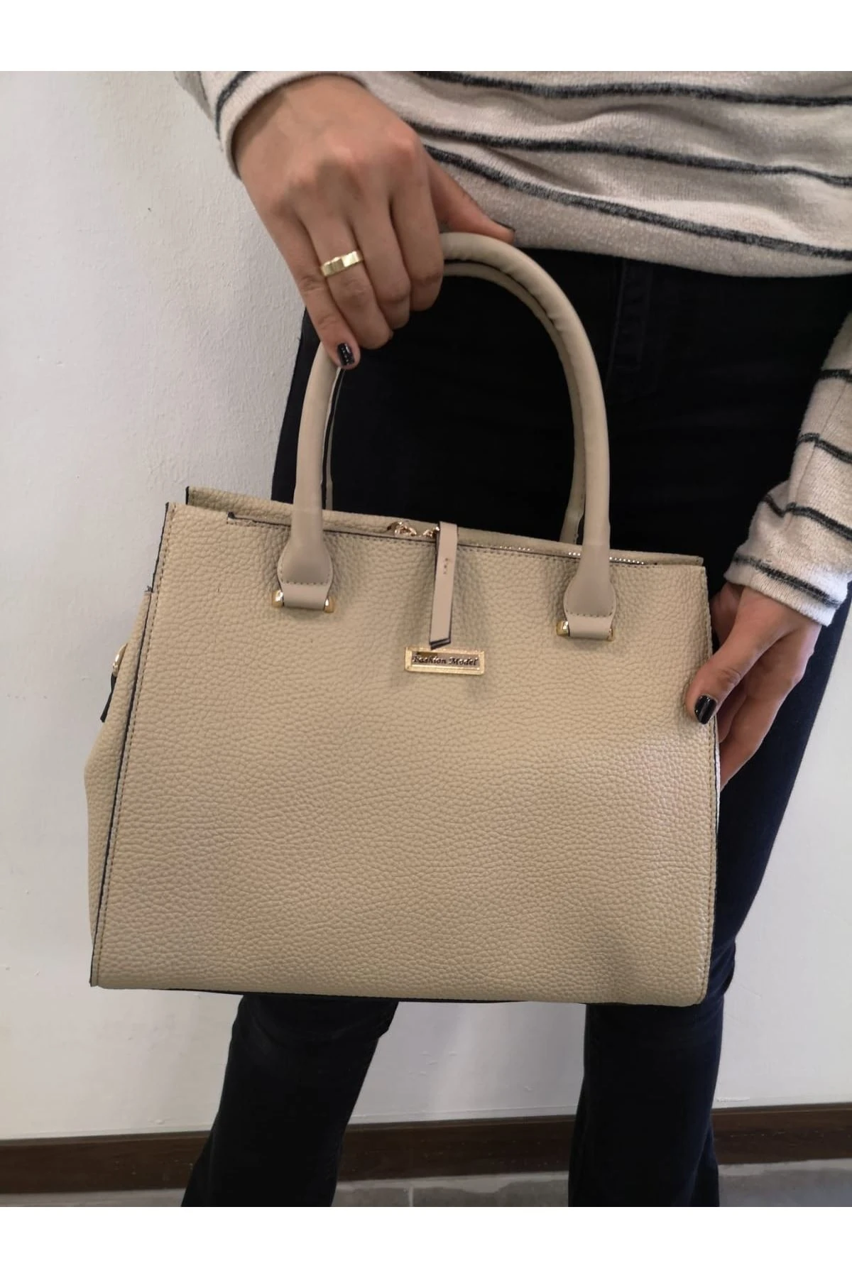 FASHION KALİTELİ KULLANIŞLI BAYAN ÇANTA