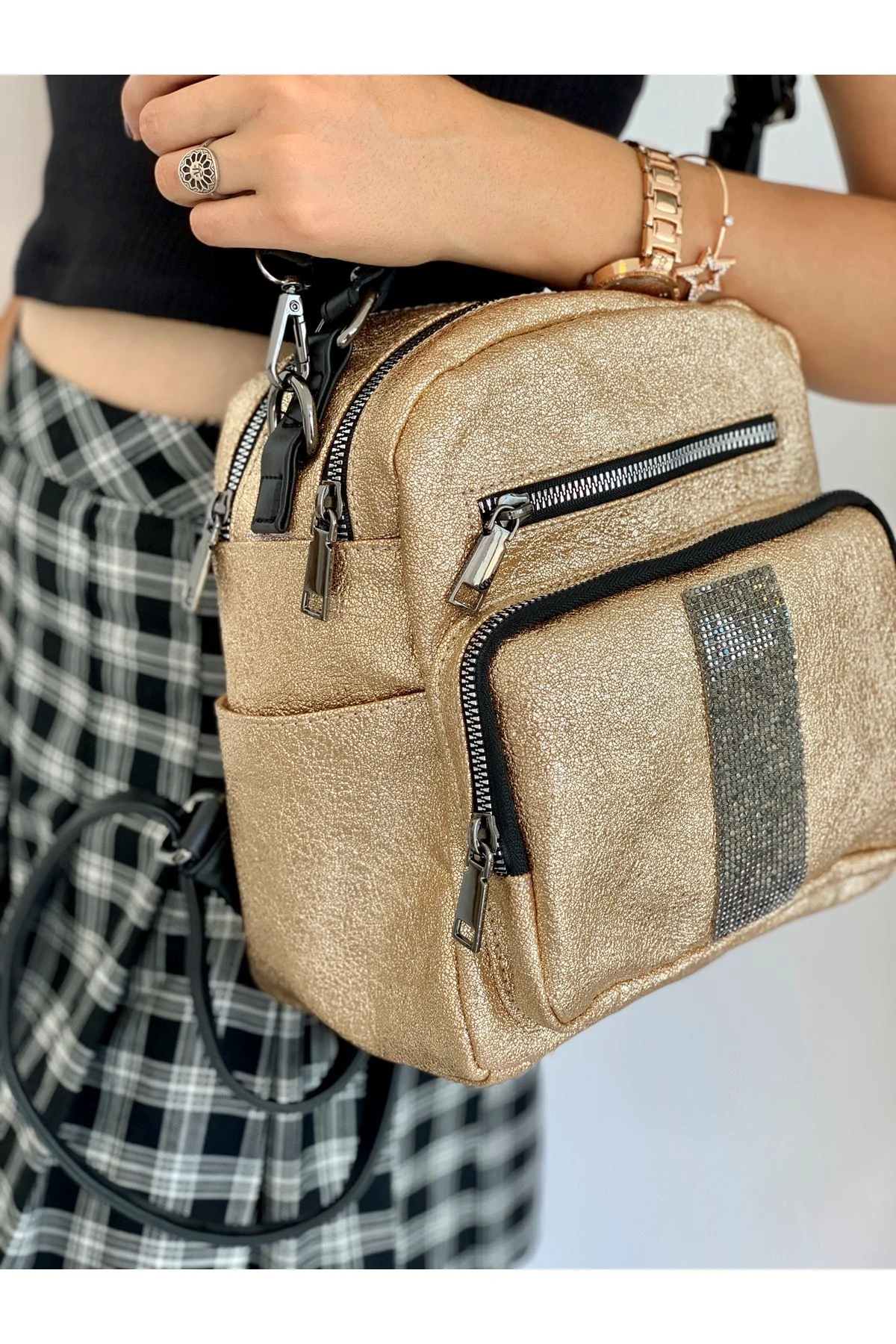 AKİLA SİMLİ BAYAN ÇANTA