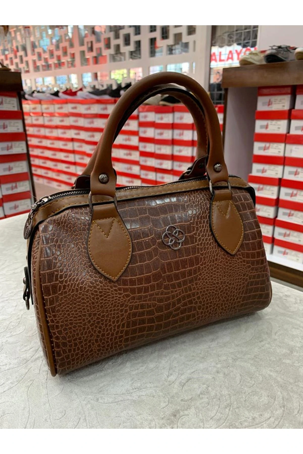 Korka desen yoncalı bavul çanta