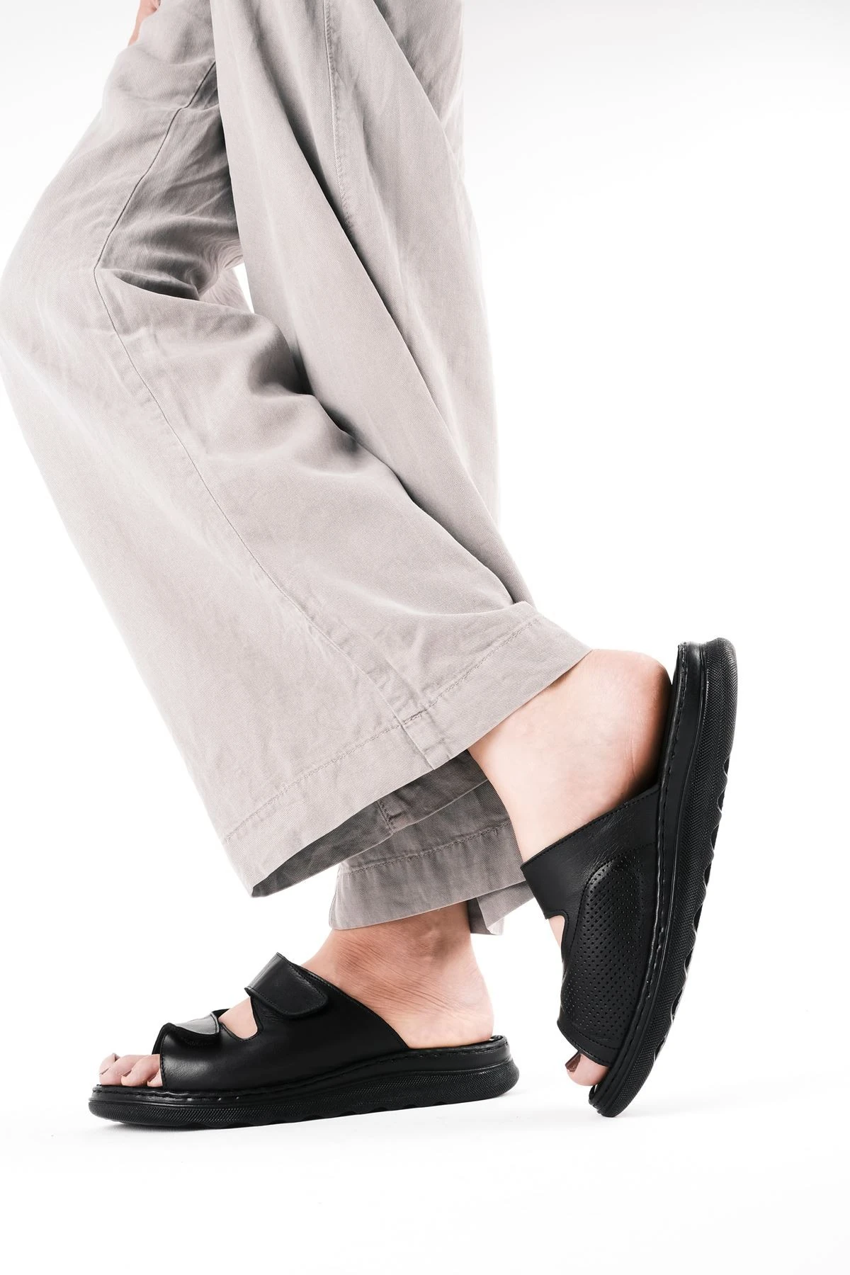 Jolly Bantlı Hakiki Deri Kadın Terlik