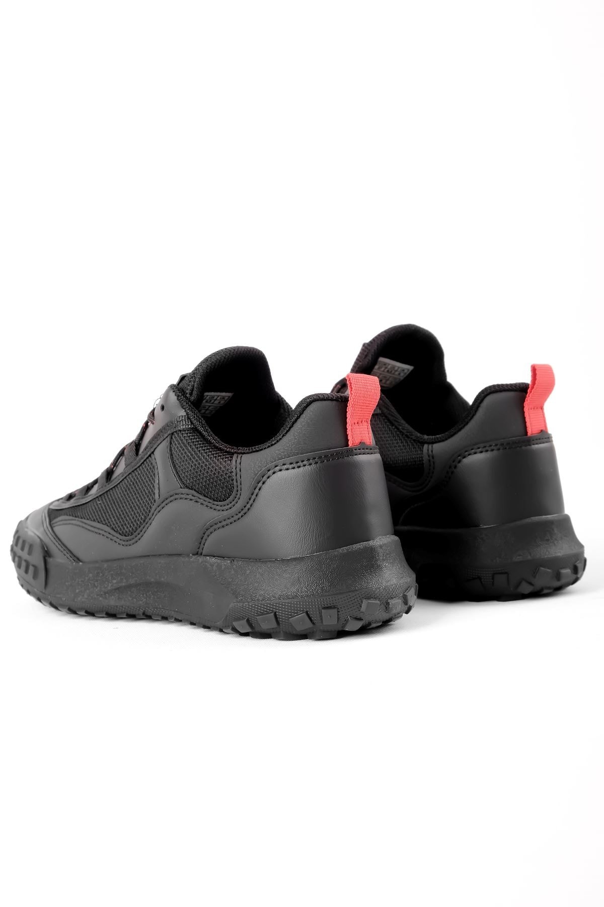 Unisex Lastik Bağcık Detaylı Spor Ayakkabı