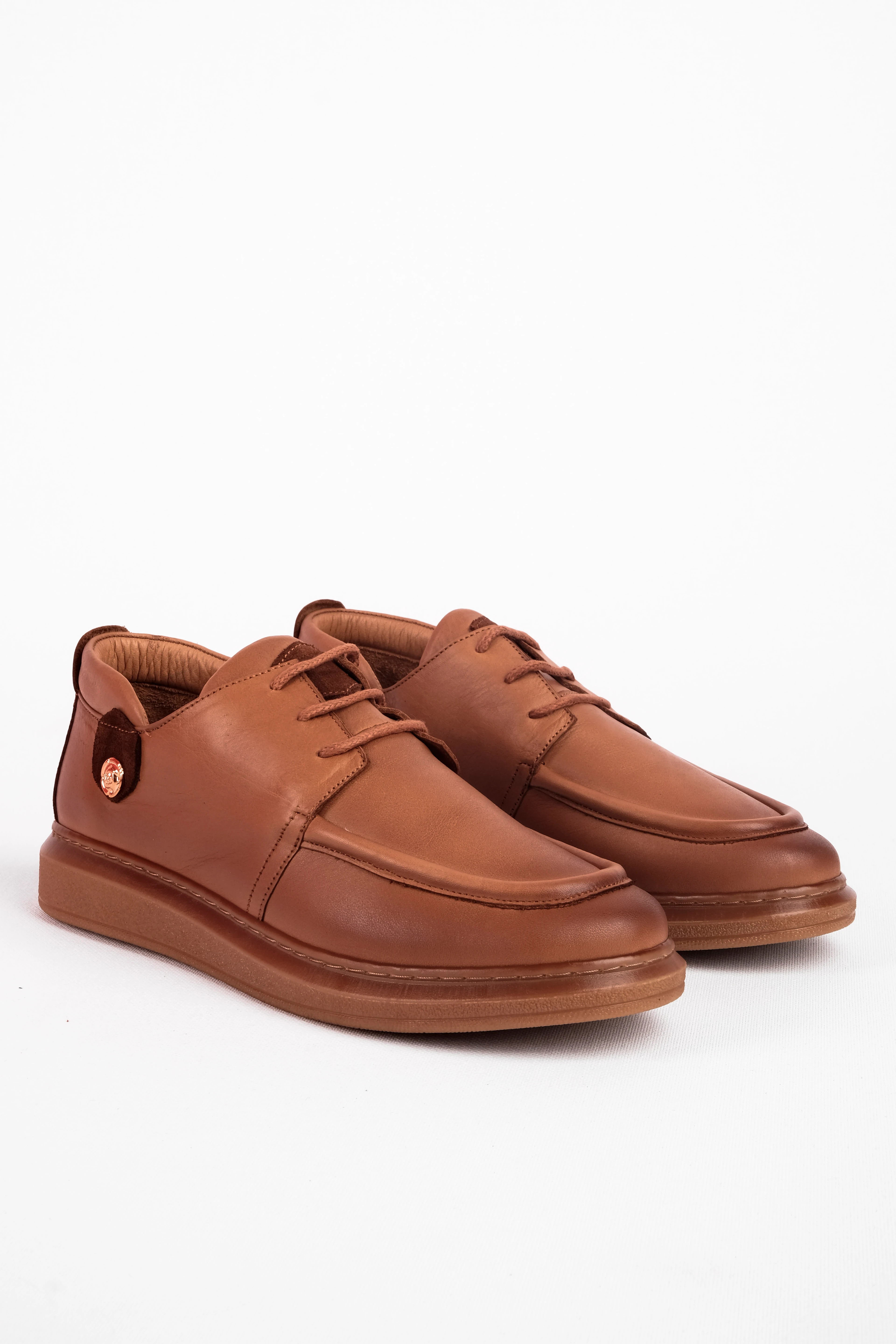 Erin KAdın Hakiki Deri Yanından Yuvarlak Metal Detaylı Casual Ayakkabı - Taba