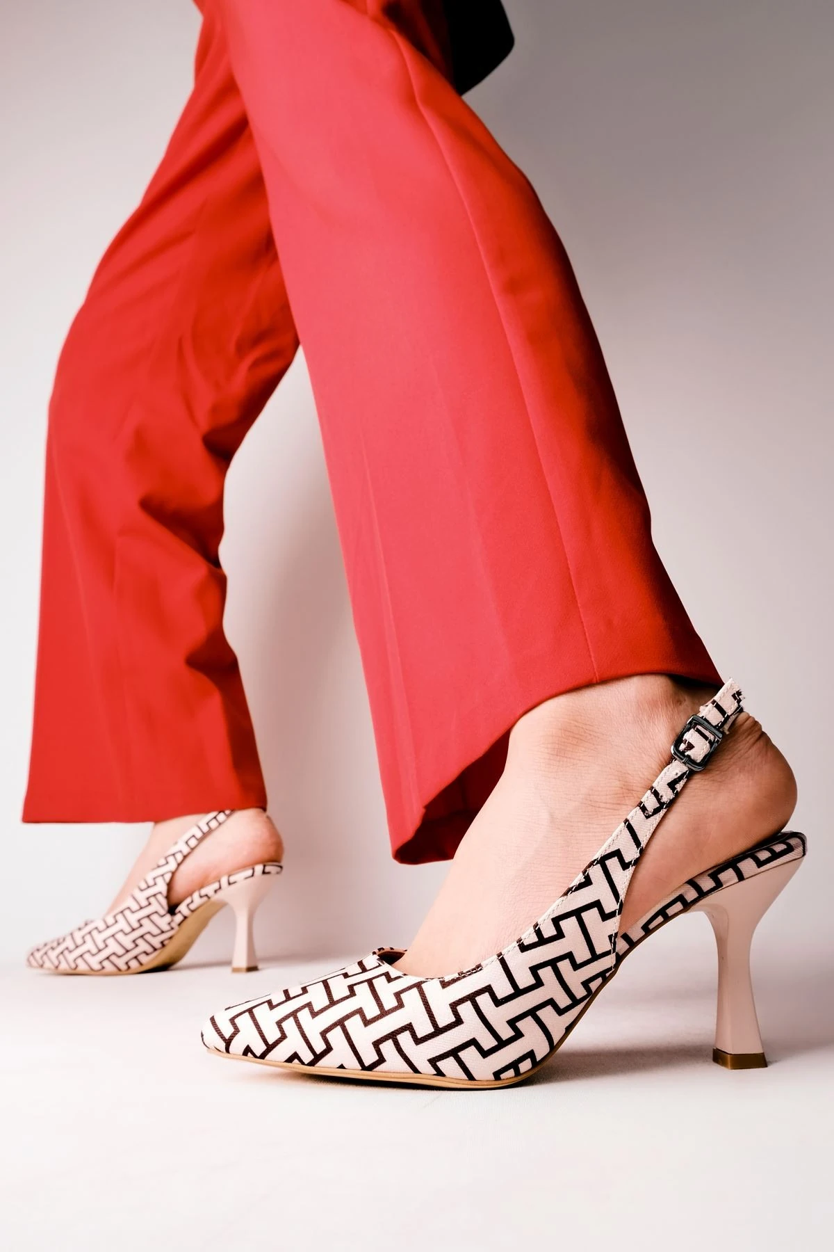 Davis Desenli Arkası Açık Kadın Topuklu Aykakkabı