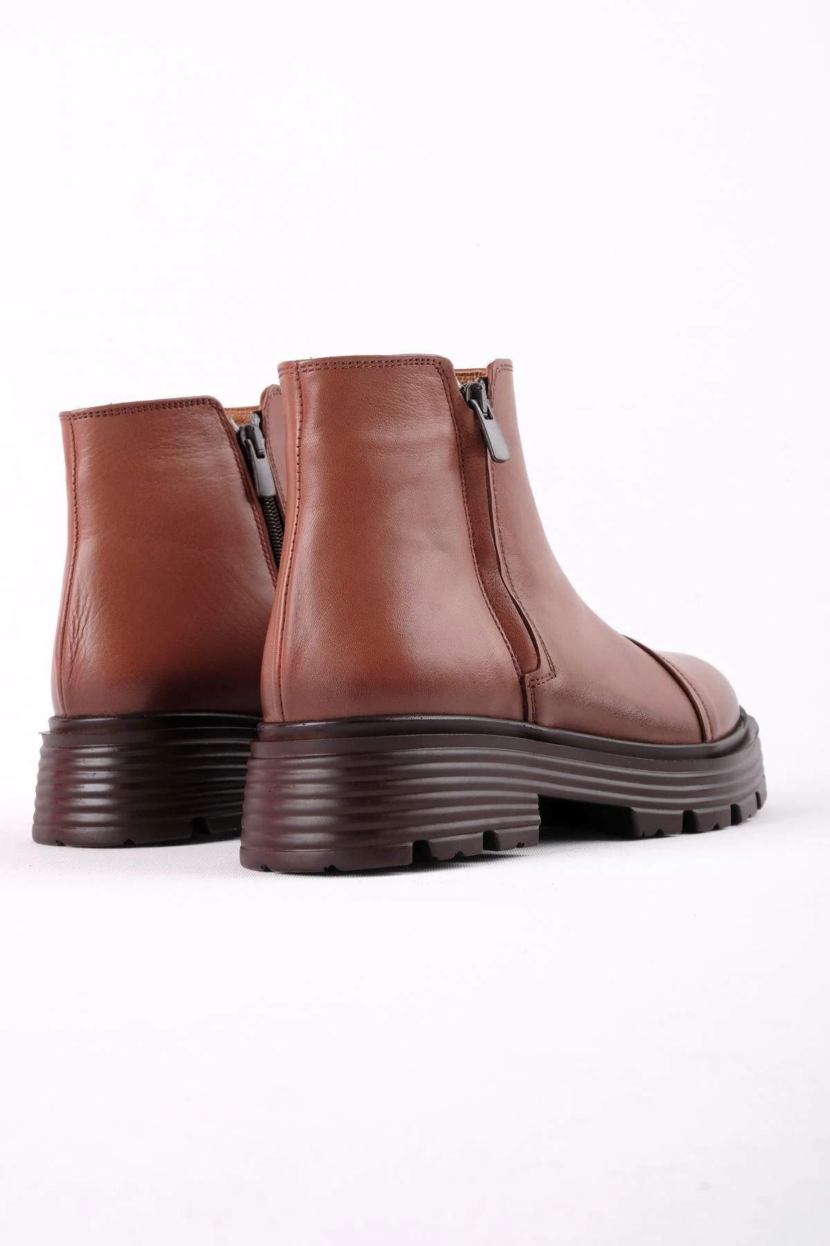 Twelve KAdın Hakiki Deri Dikiş Detaylı Çift Fermuarlı Bot