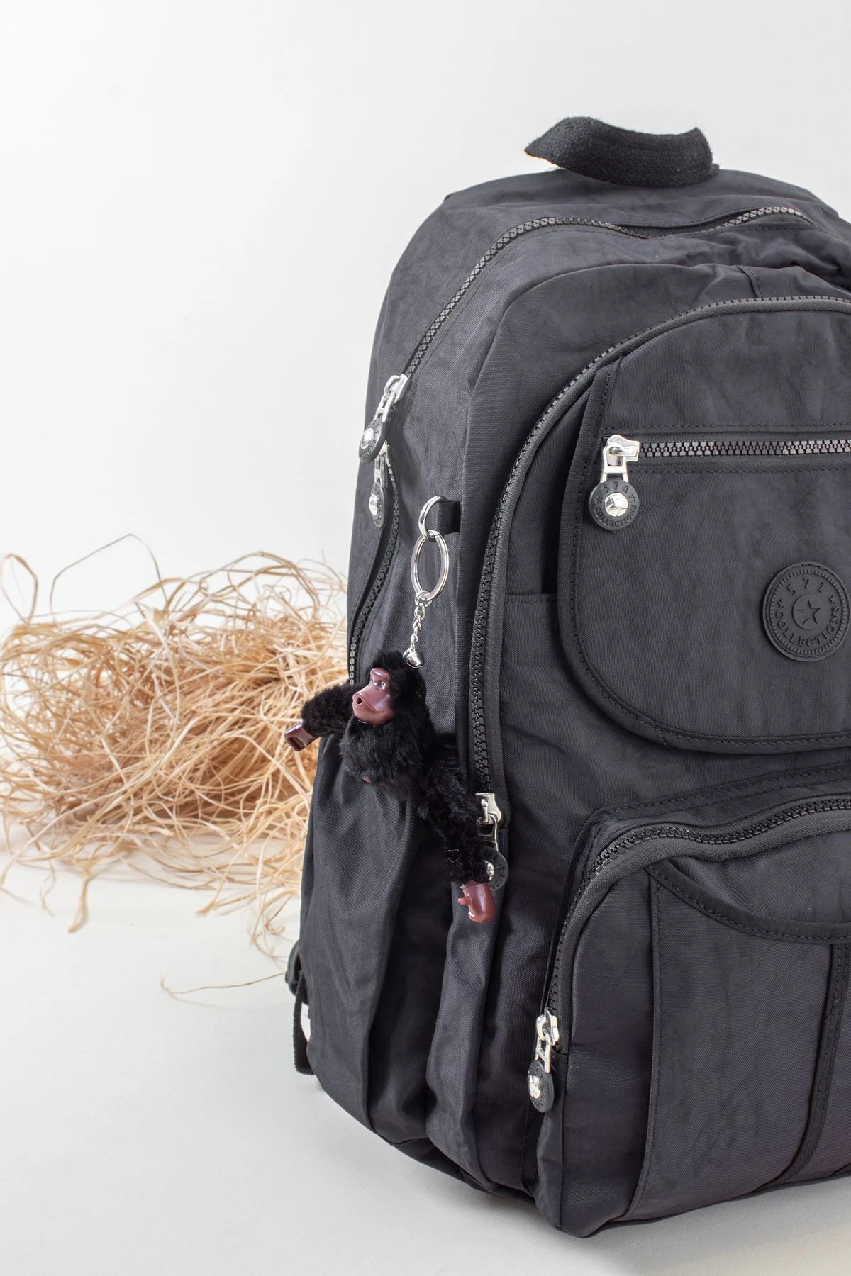 KRINKIL SU GEÇİRMEZ KAPAKLI SIRT ÇANTASI