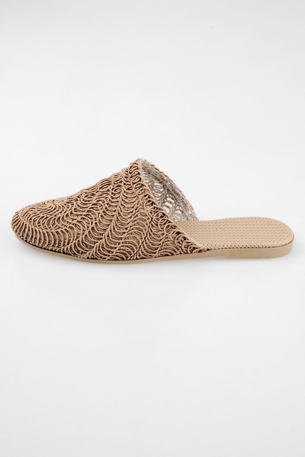 Modern Kadın Kapalı Hasır Terlik