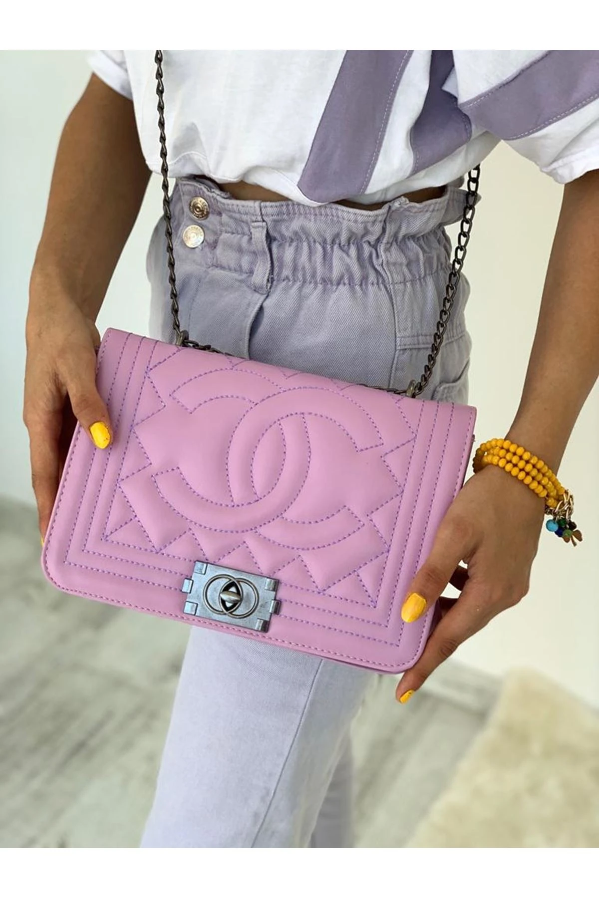 METAL DETAY ÇAPRAZ ÇANTA