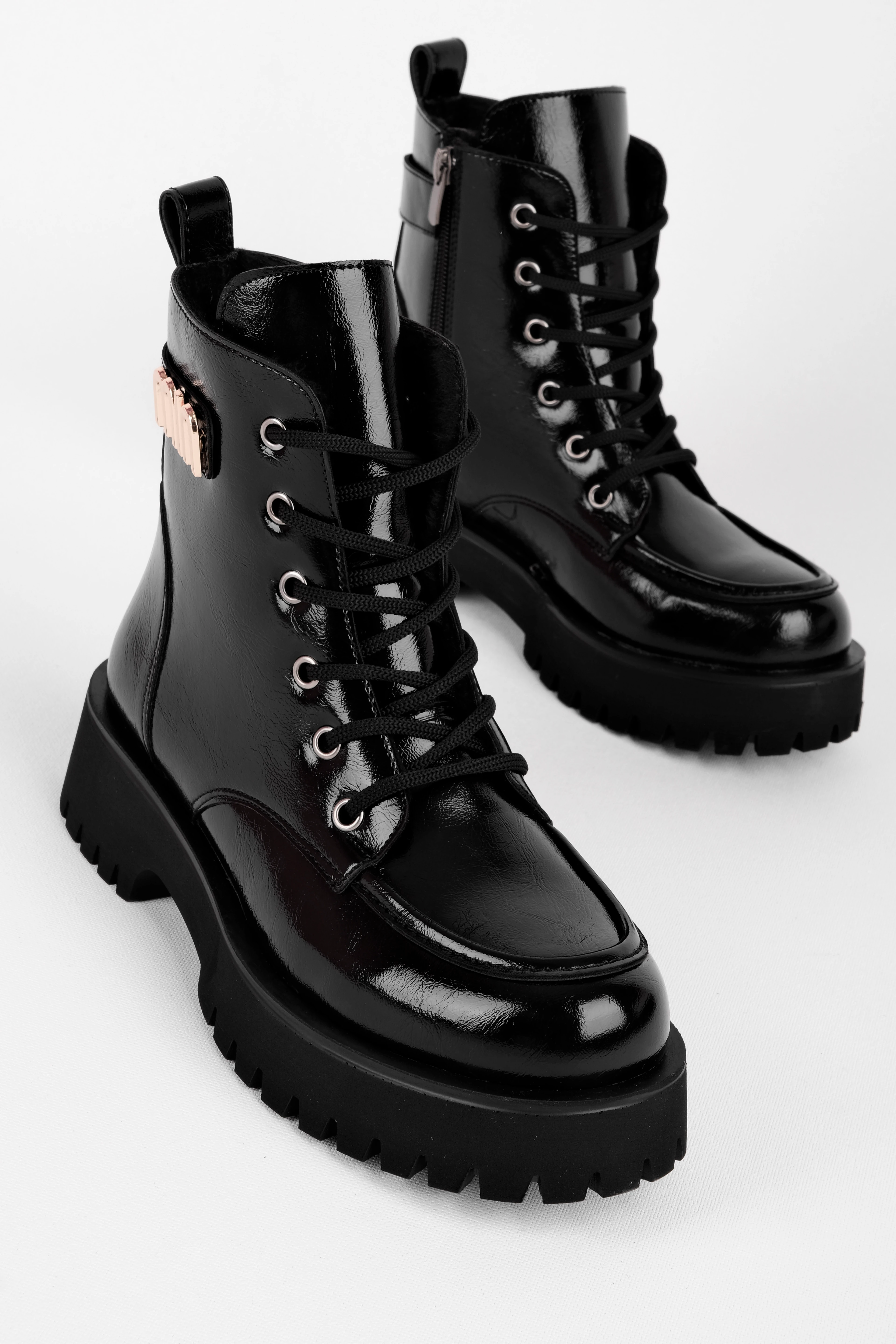 Coleman Kadın Kenarından Bantlı Toka Detaylı Postal (B4311) - R.SİYAH