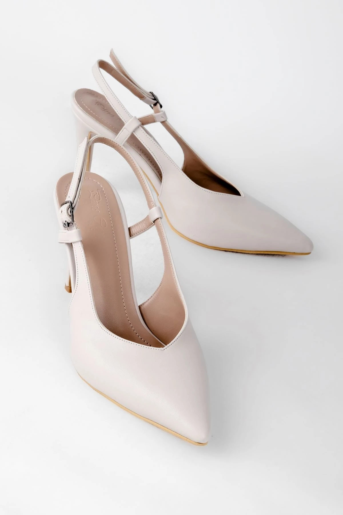 Ezra Kemer Detay Kadın Topuklu Ayakkabı