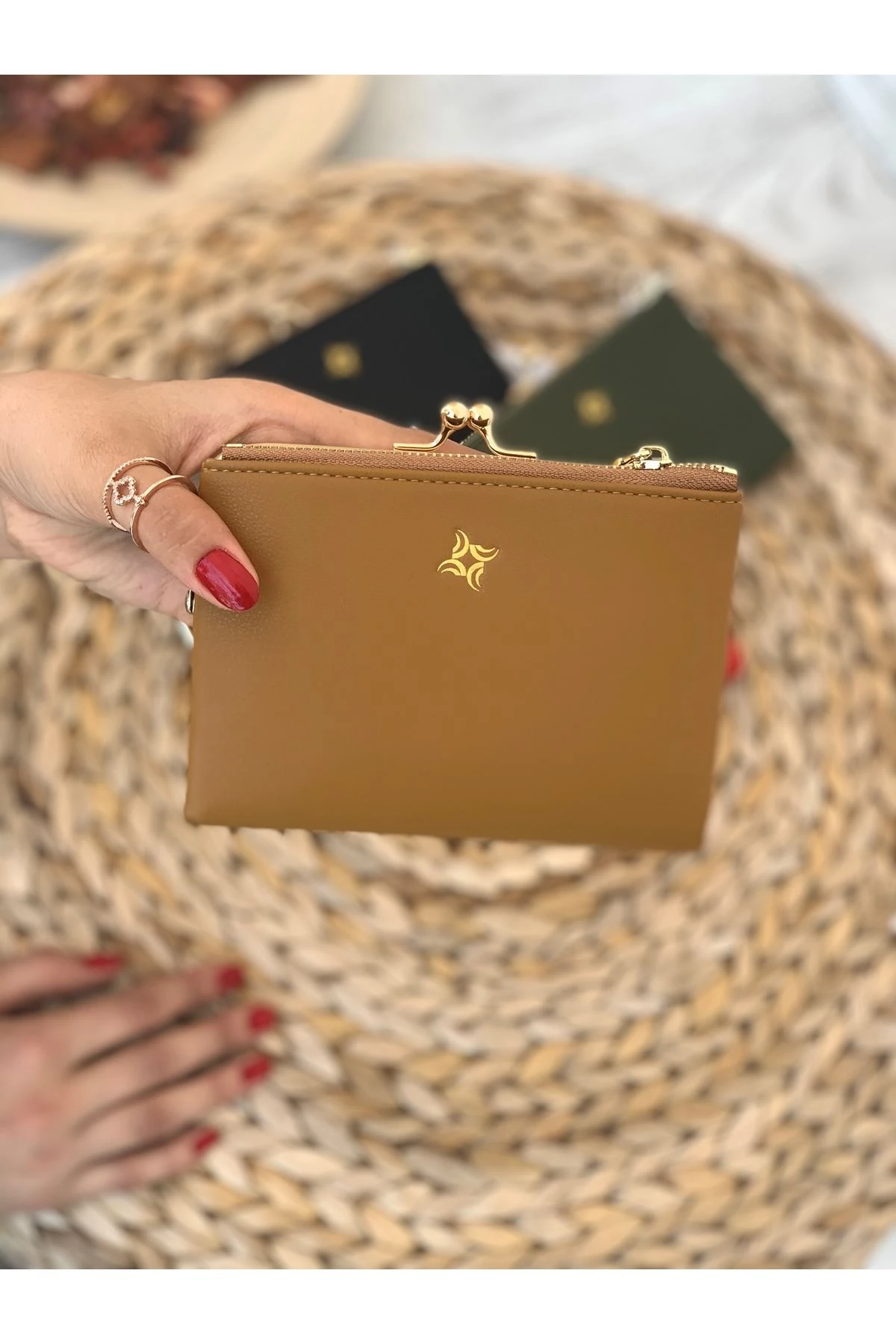 KLİPSLİ ANNE CÜZDAN 3-16