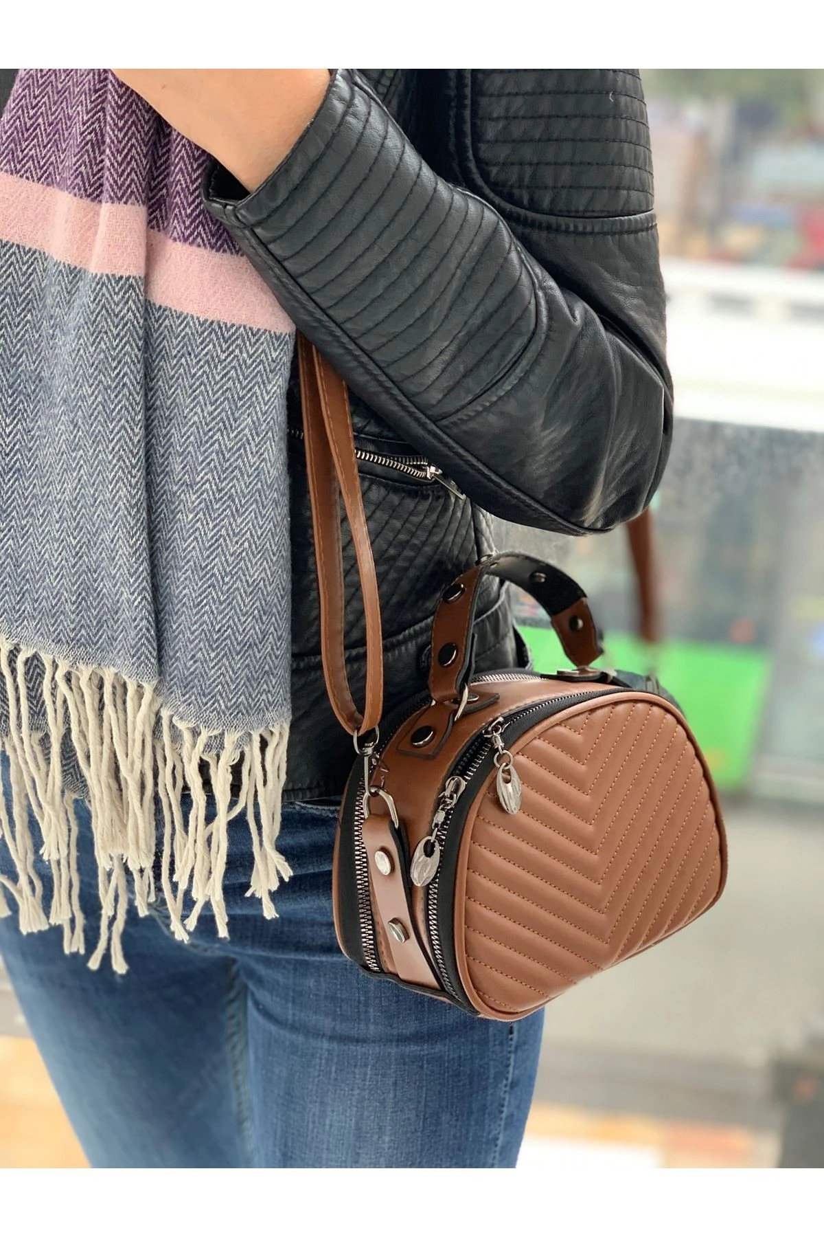 TEK GÖZLÜ KÜÇÜK EL ÇANTASI