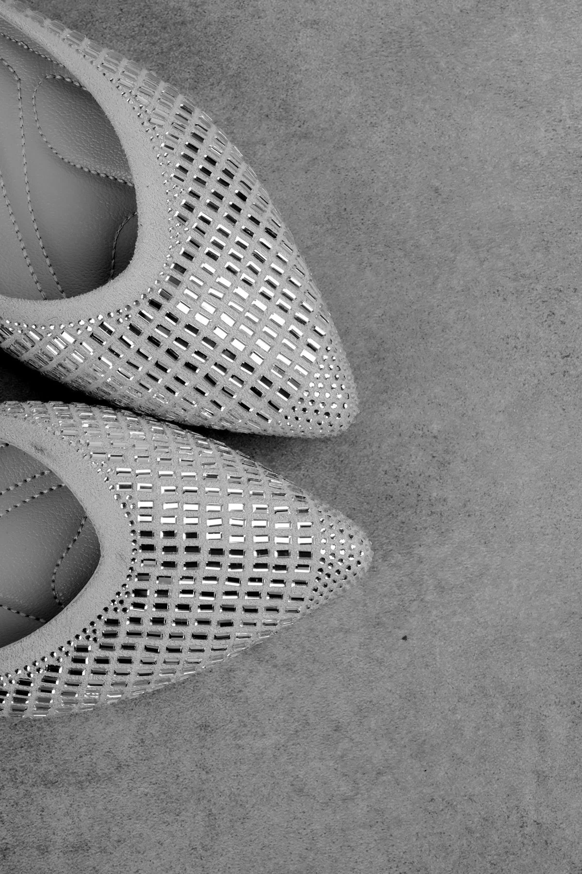 Combo Kadın Parlak Taş Detaylı Babet Ayakkabı