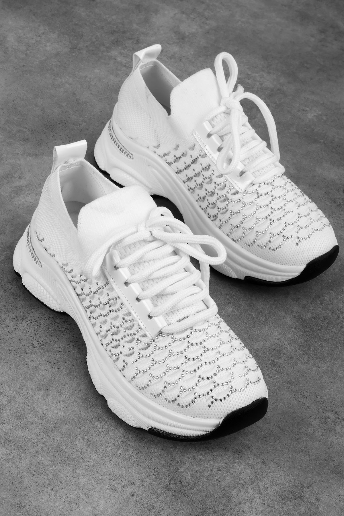 Nylon Kadın Bağcıklı Taş Detaylı Triko Spor Ayakkbı