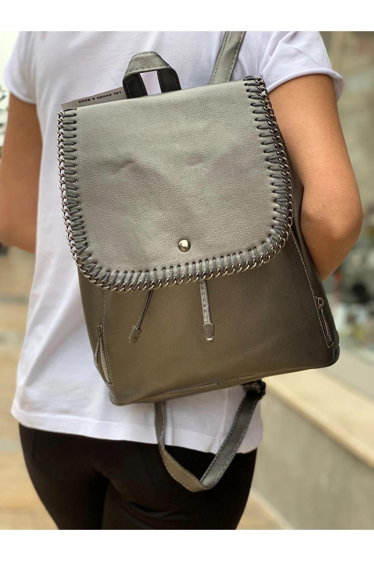 zincir detay kapağı süet bayan sırt çantası
