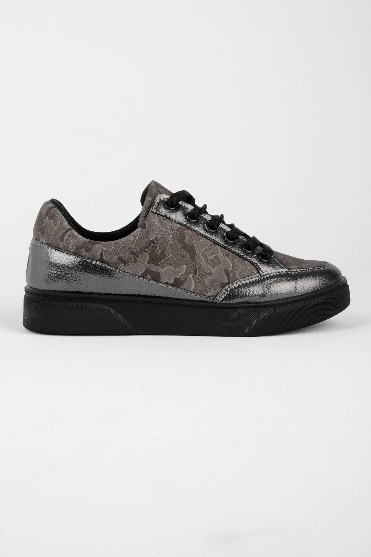PATTERNED KADIN SPOR AYAKKABI