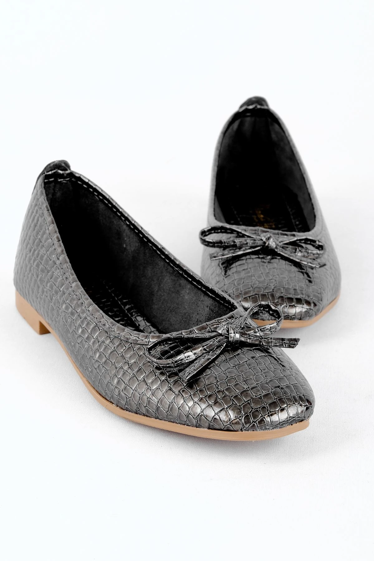 Musk Kadın Babet Parlak