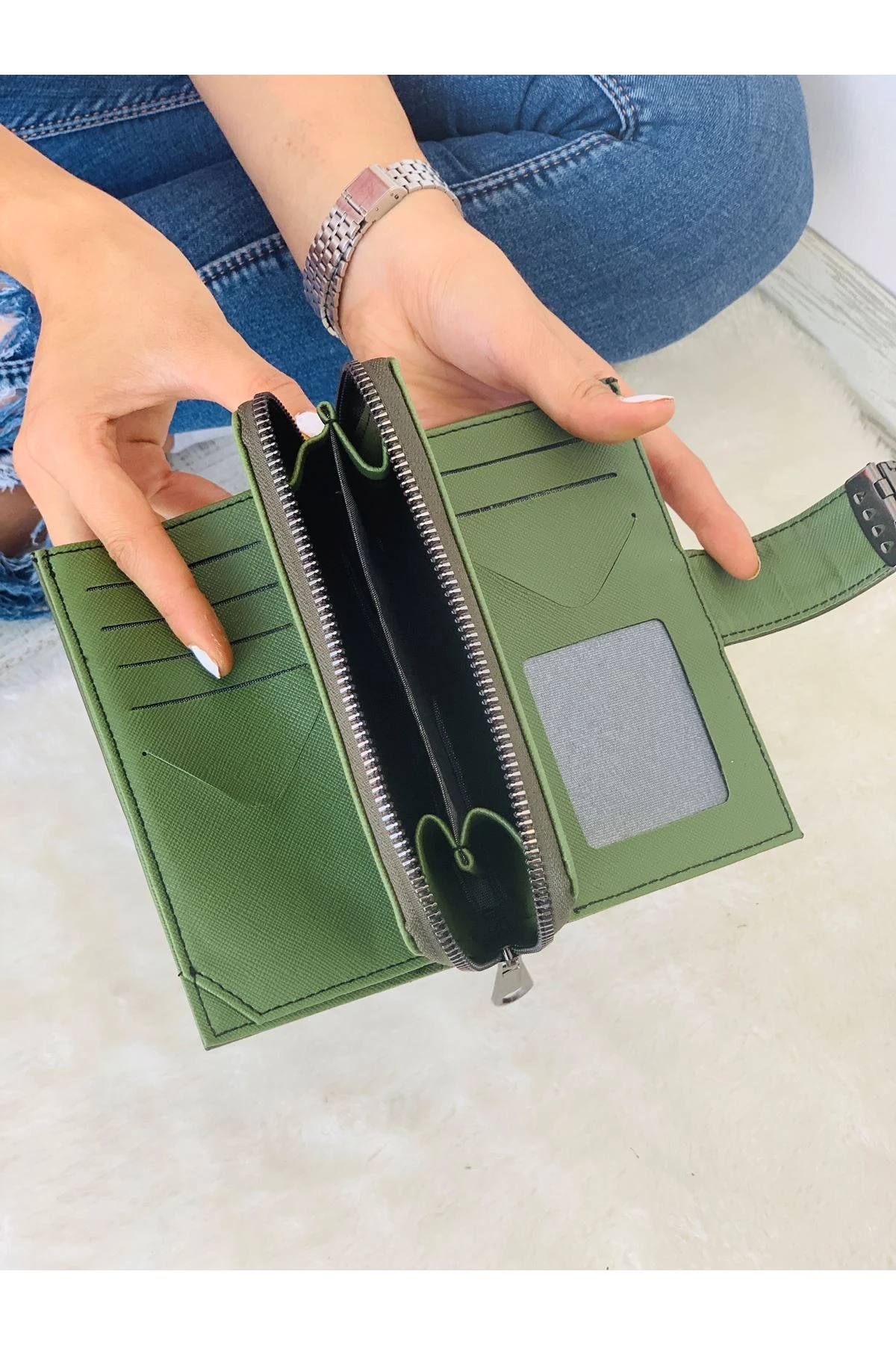 KİLİT DETAY BAYAN CÜZDAN