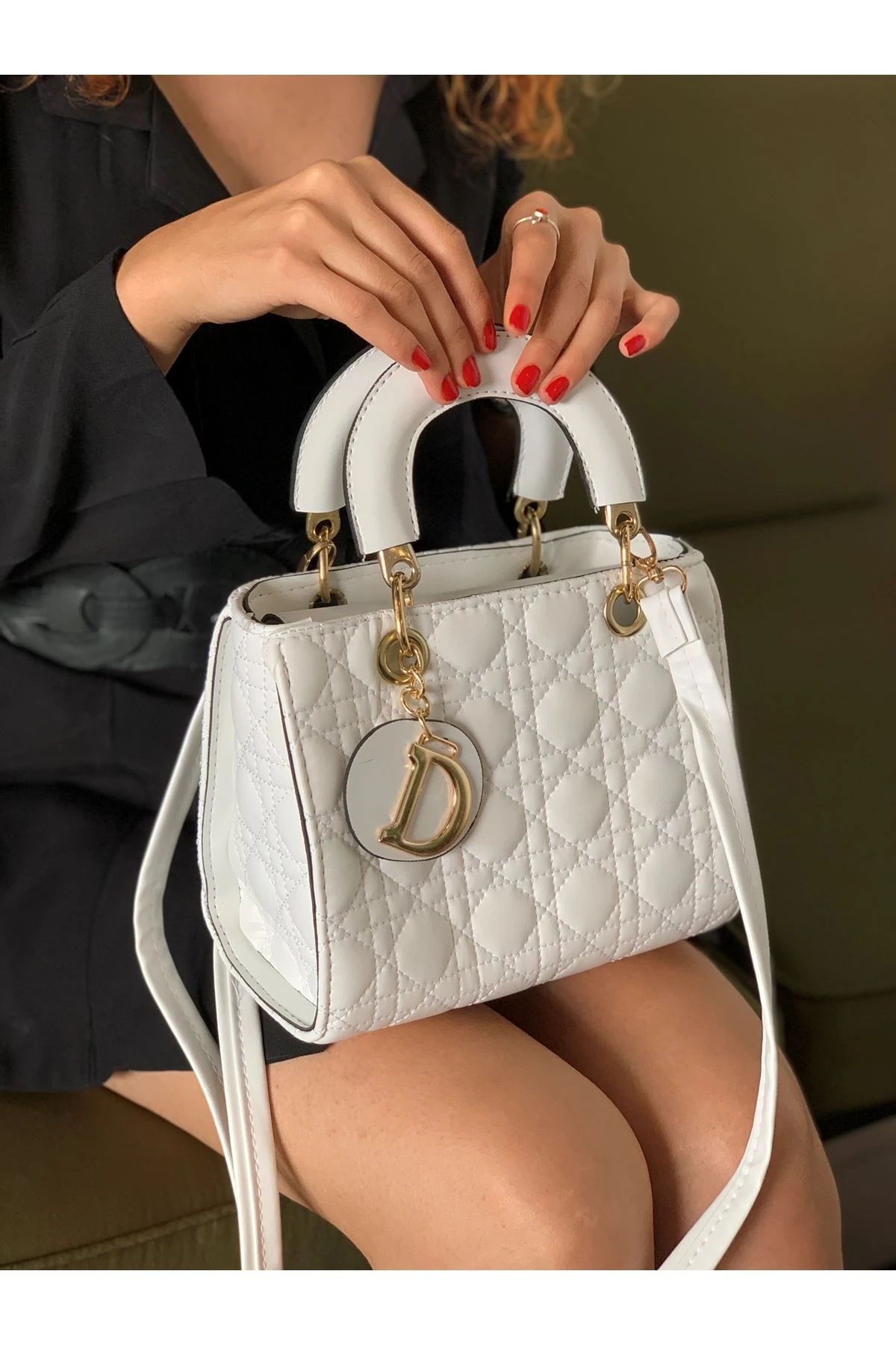 Dor Kapitone El Çantası